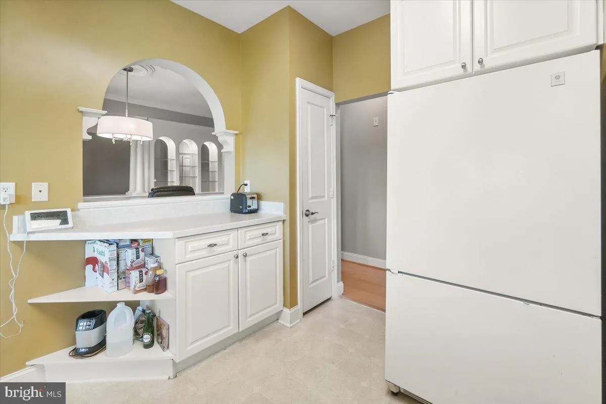 Frederick, Maryland 21701, United States, 2 Bedrooms Bedrooms, ,3 BathroomsBathrooms,Residential,Pending,120049