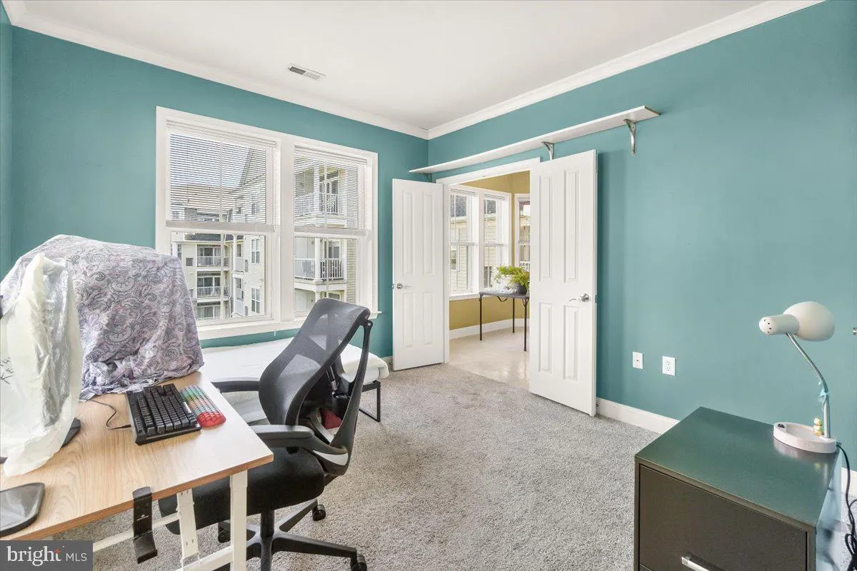 Frederick, Maryland 21701, United States, 2 Bedrooms Bedrooms, ,3 BathroomsBathrooms,Residential,Pending,120049