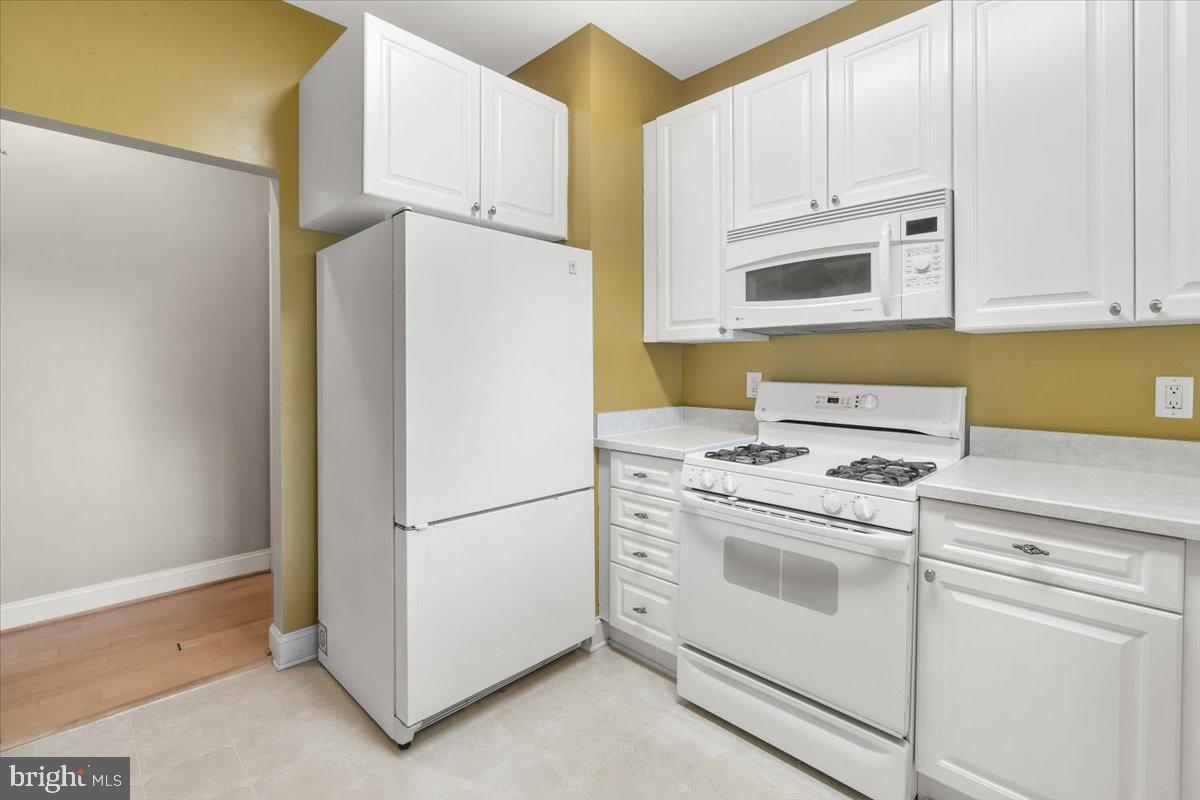 WORMANS MILL - Residential