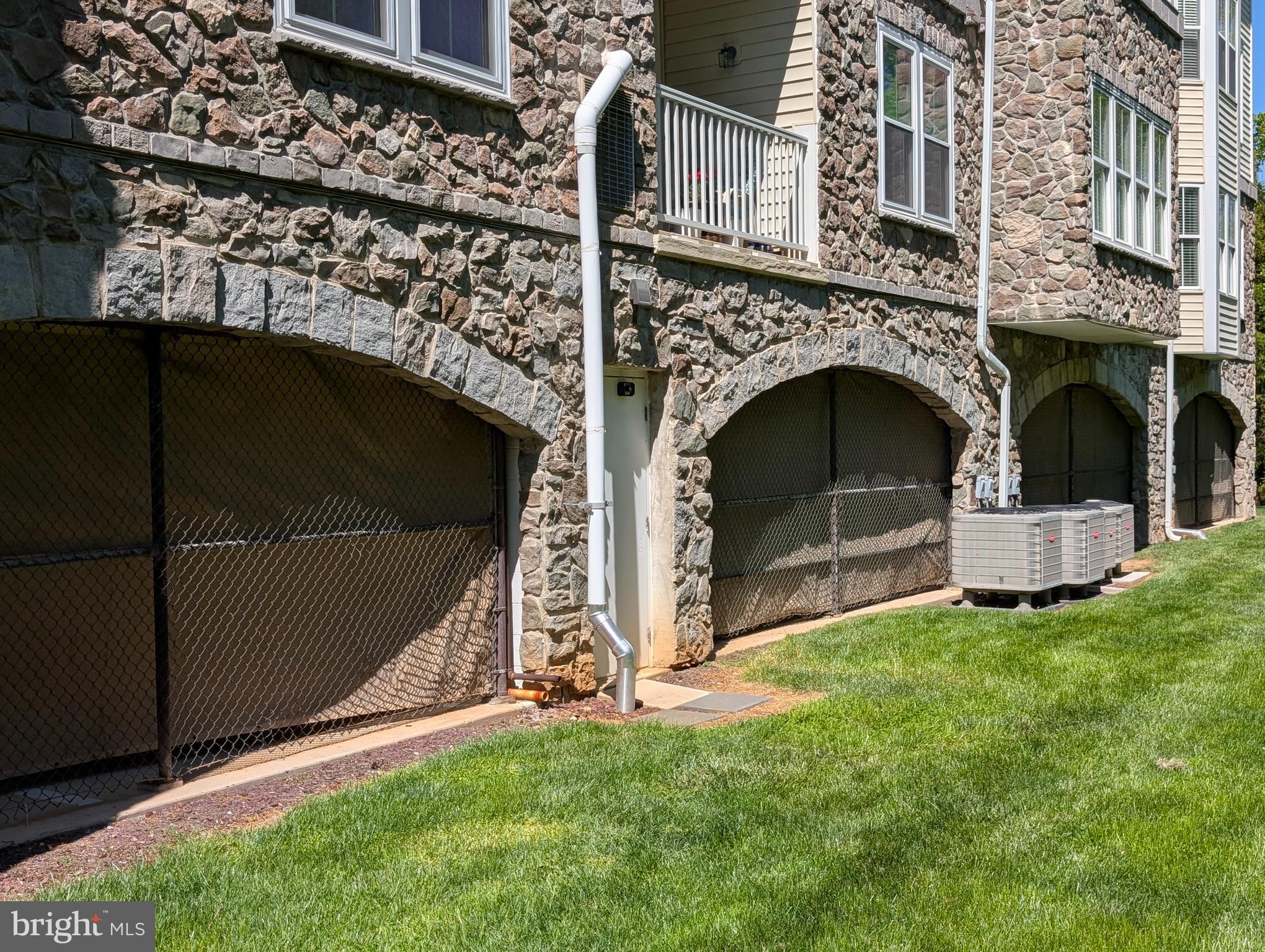 WORMANS MILL - Residential