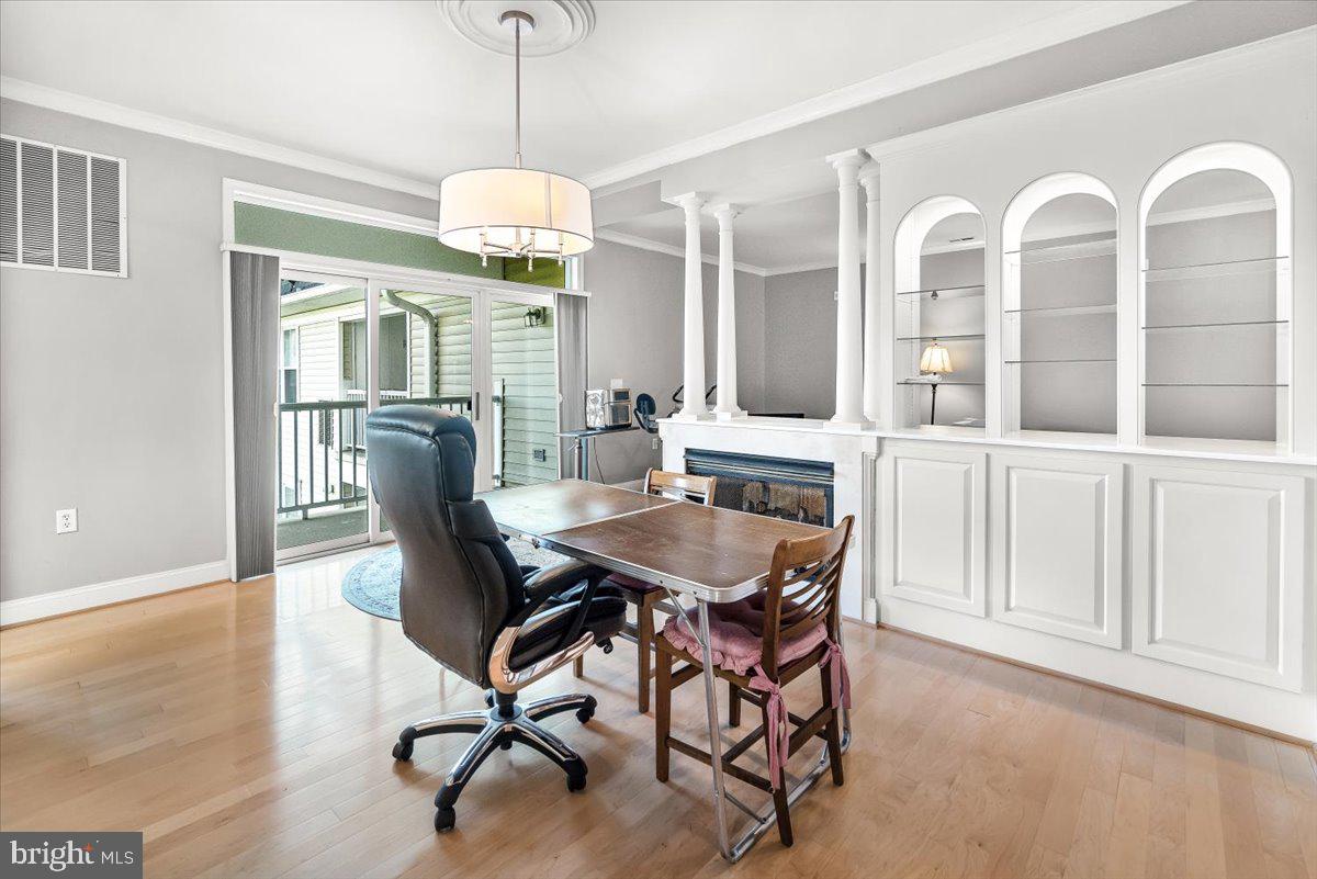 WORMANS MILL - Residential