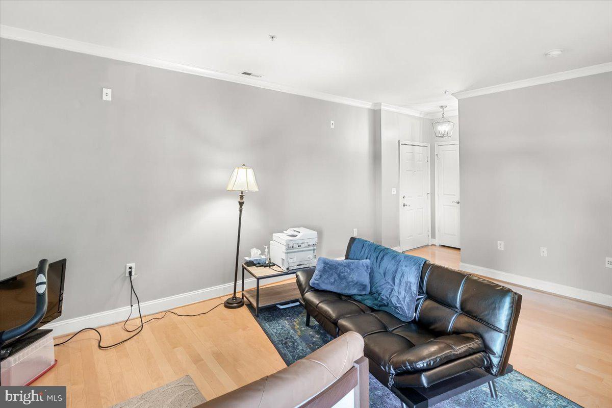 WORMANS MILL - Residential