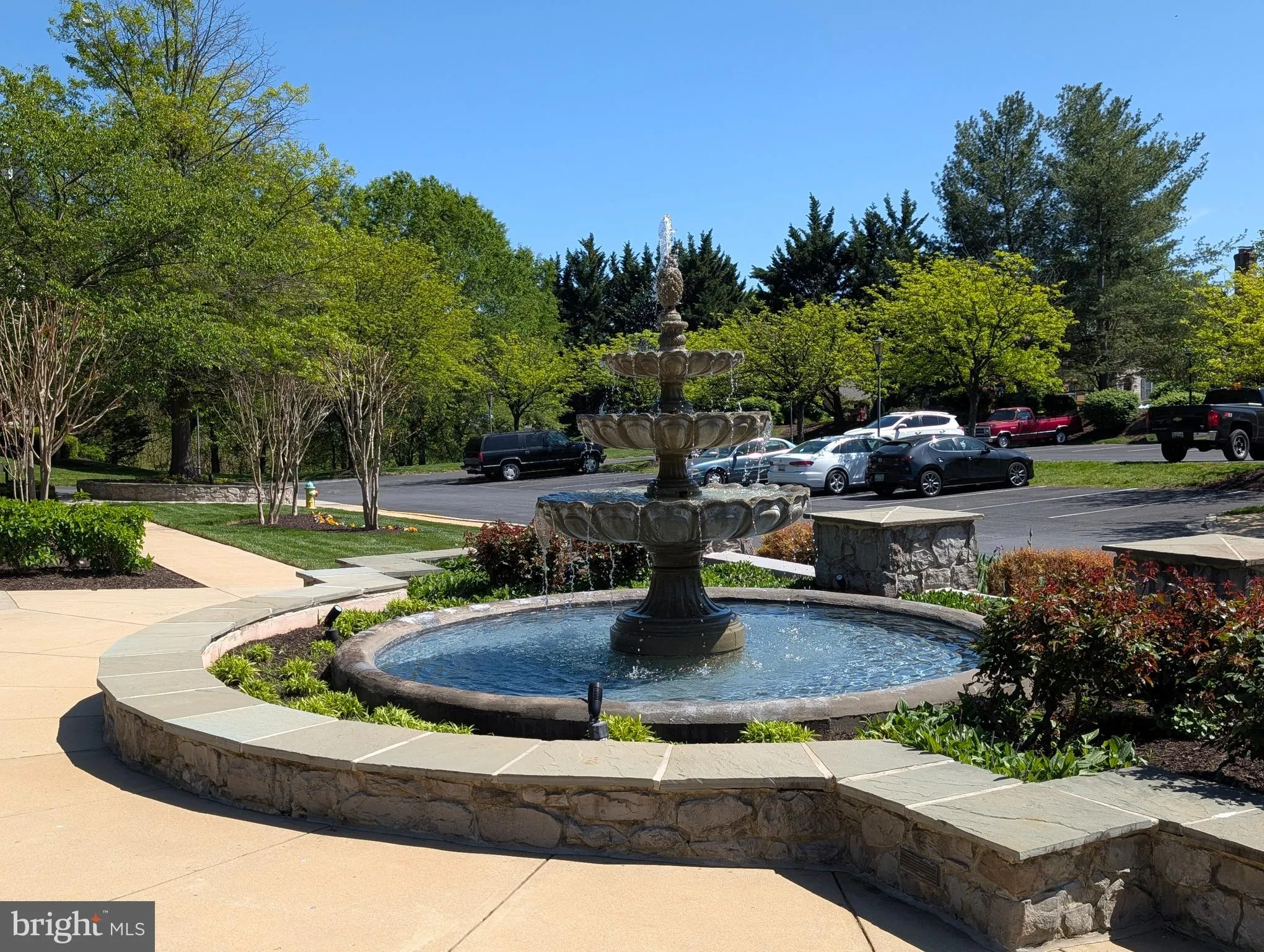 Frederick, Maryland 21701, United States, 2 Bedrooms Bedrooms, ,3 BathroomsBathrooms,Residential,Pending,120049