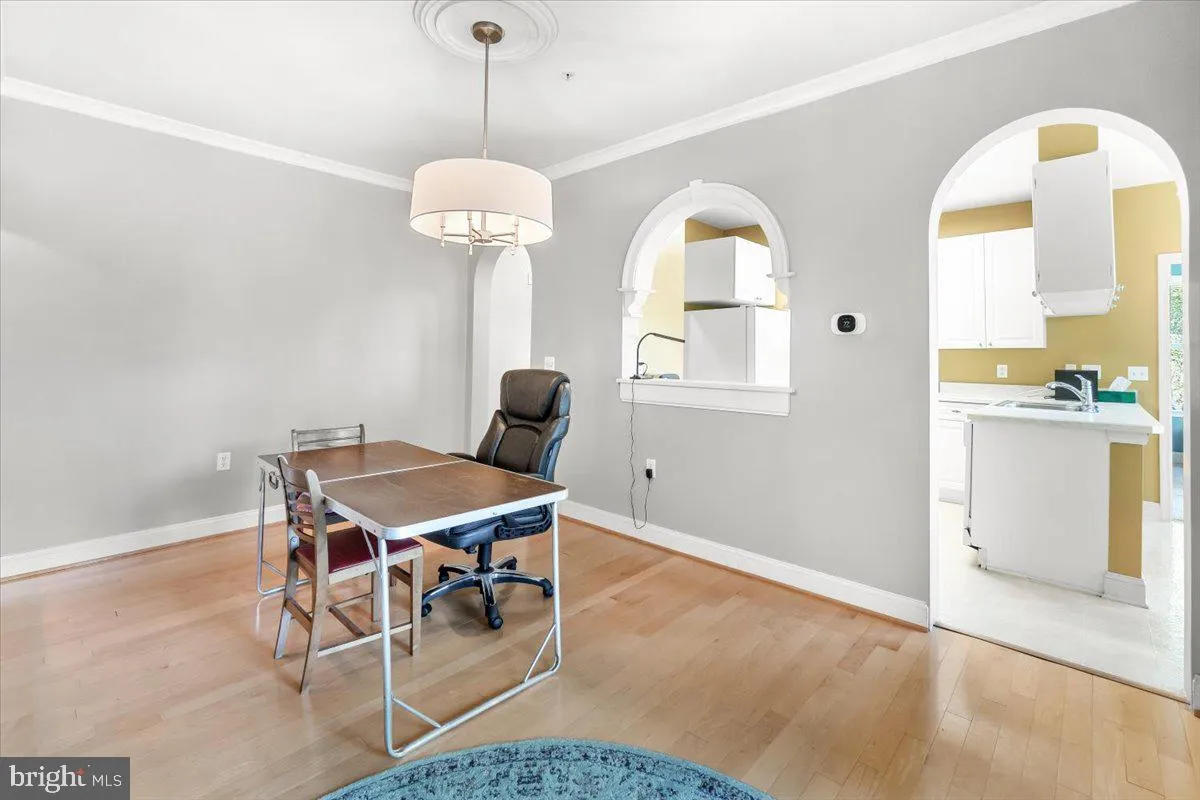 Frederick, Maryland 21701, United States, 2 Bedrooms Bedrooms, ,3 BathroomsBathrooms,Residential,Pending,120049