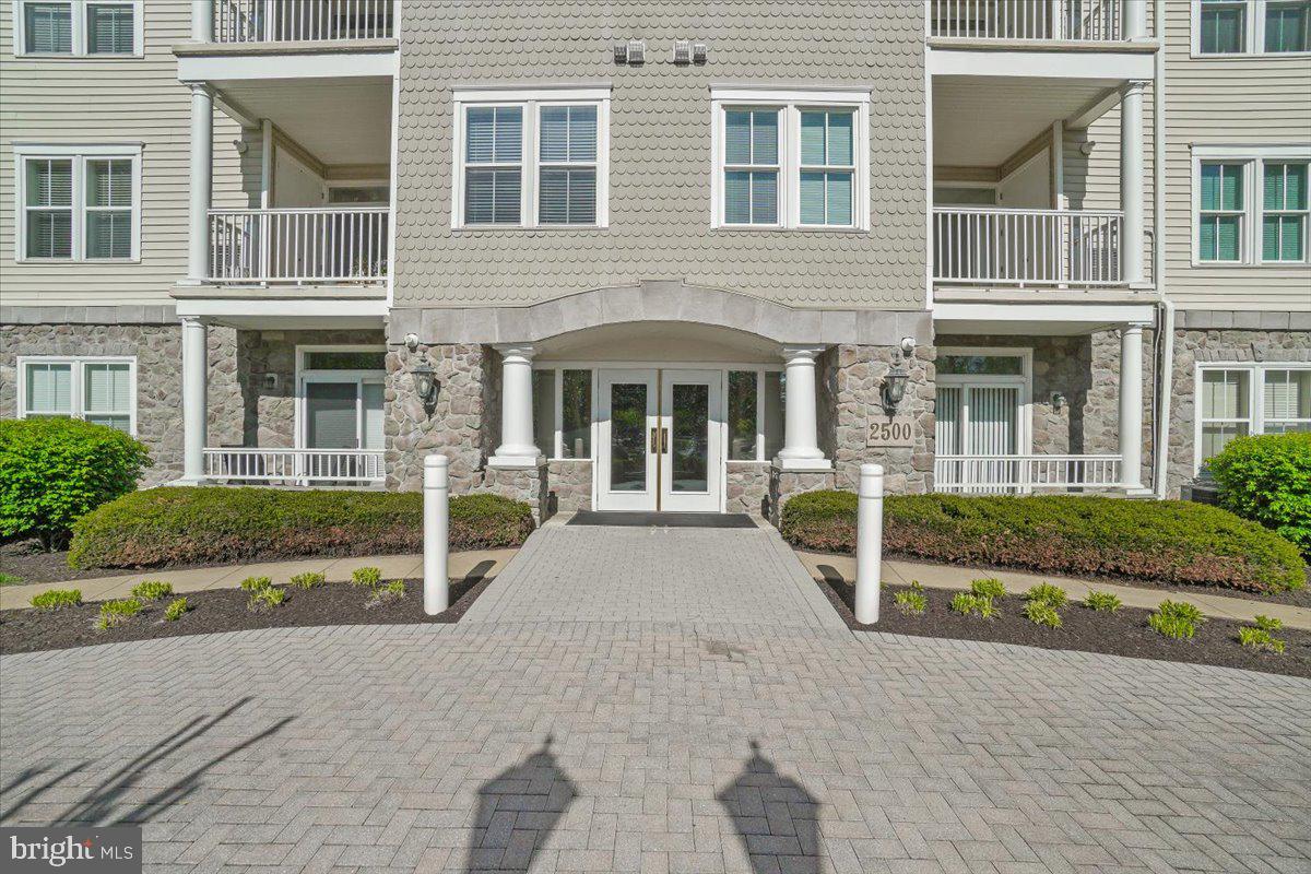 WORMANS MILL - Residential