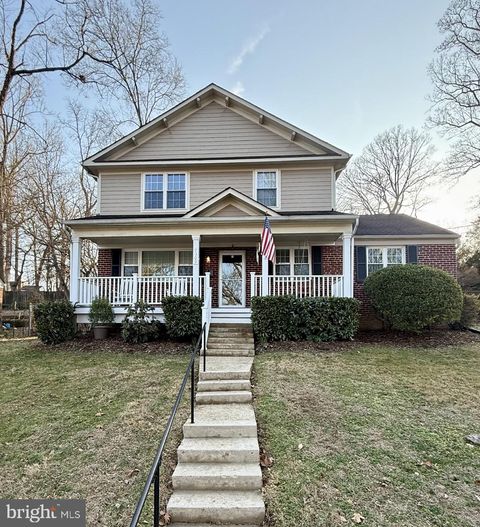 Photo of 7309 Woodley Place, FALLS CHURCH, VA 22046 (MLS # VAFX2294726)