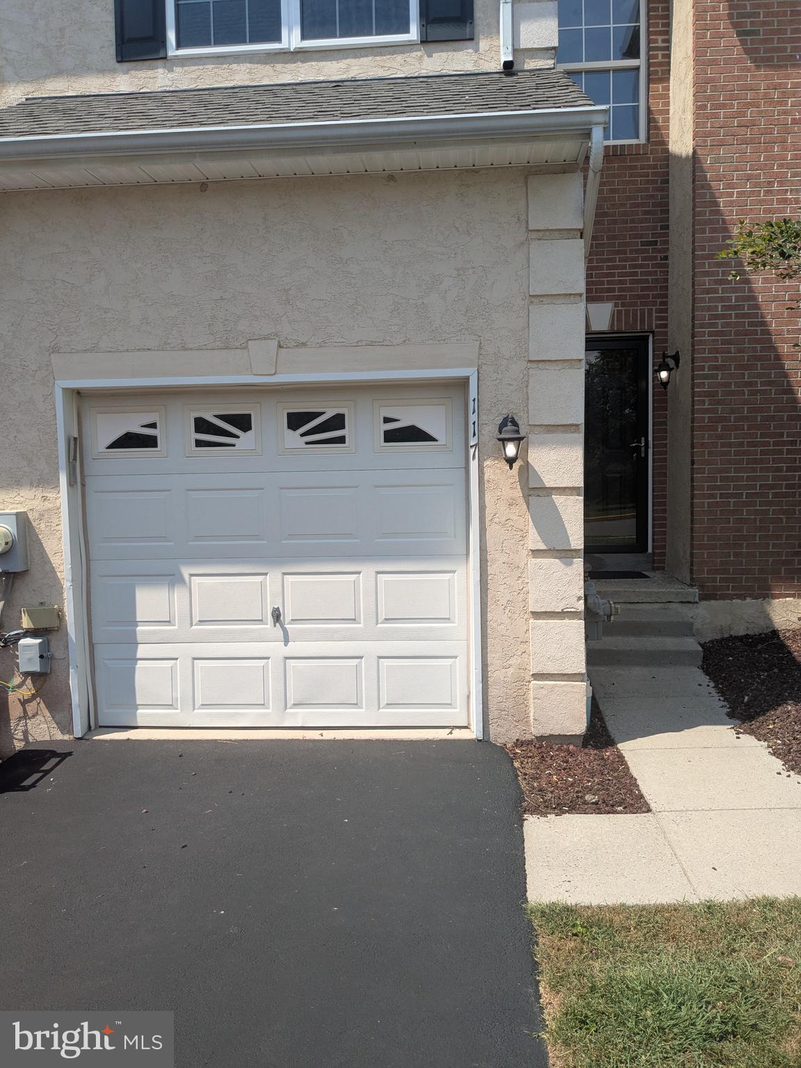 117 STONE HILL DRIVE