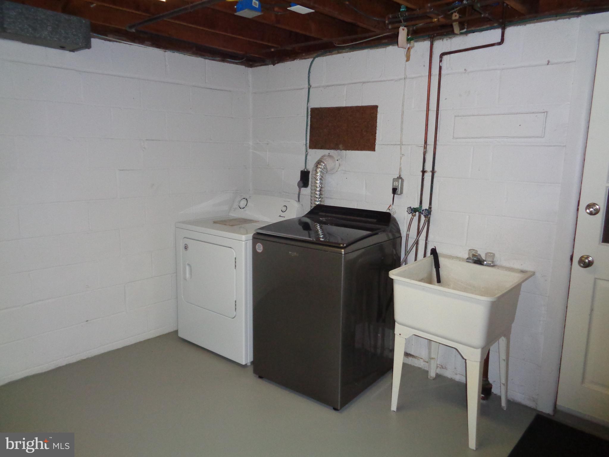 LUTHERVILLE - Residential Lease