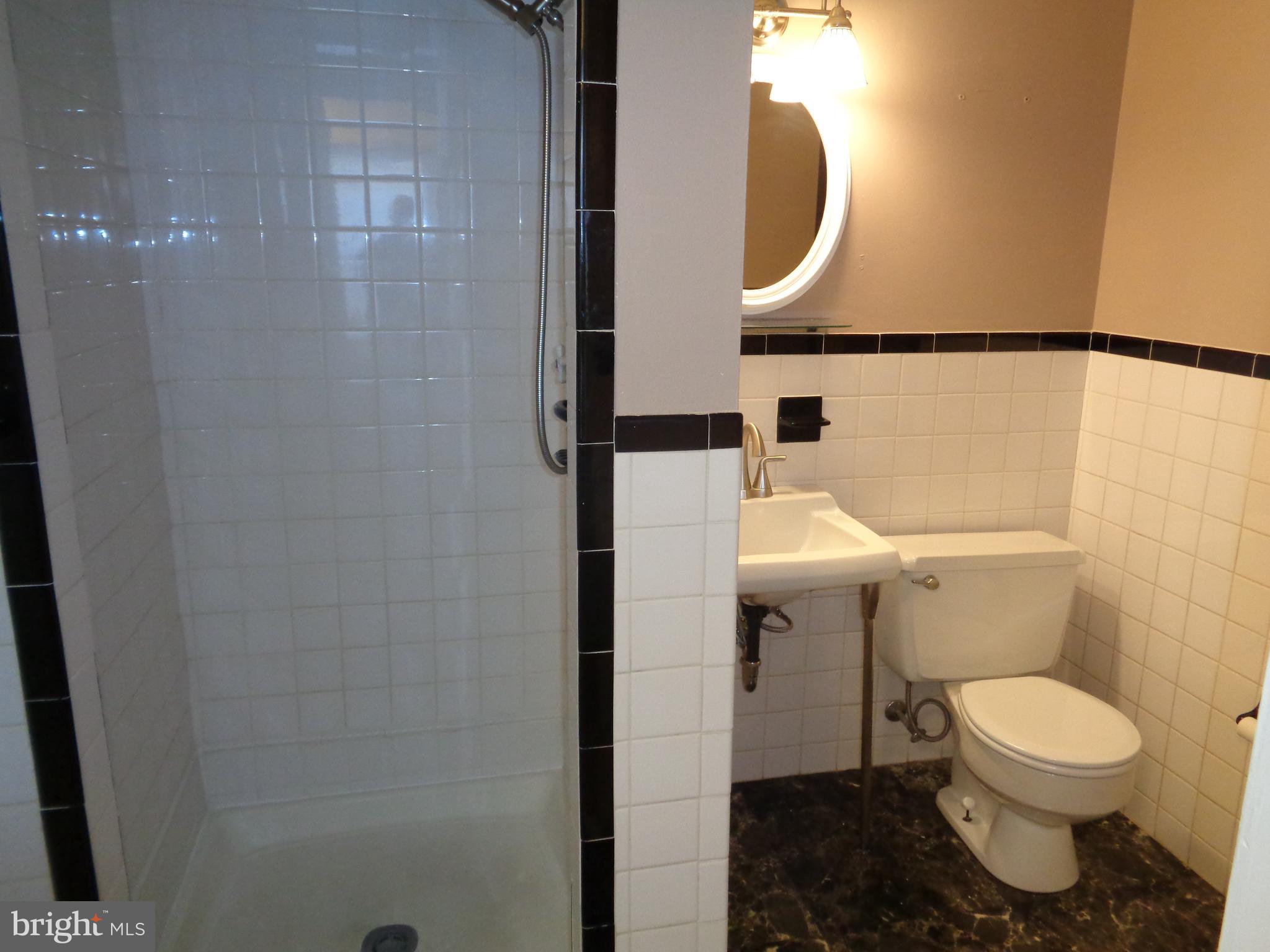 LUTHERVILLE - Residential Lease