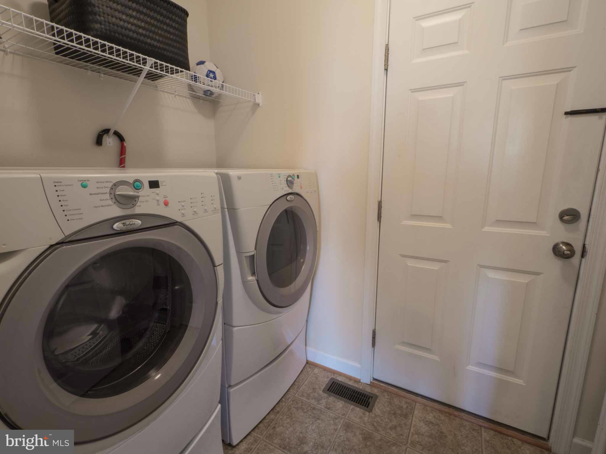 WOODS OF MYRTLE POINT - Residential Lease