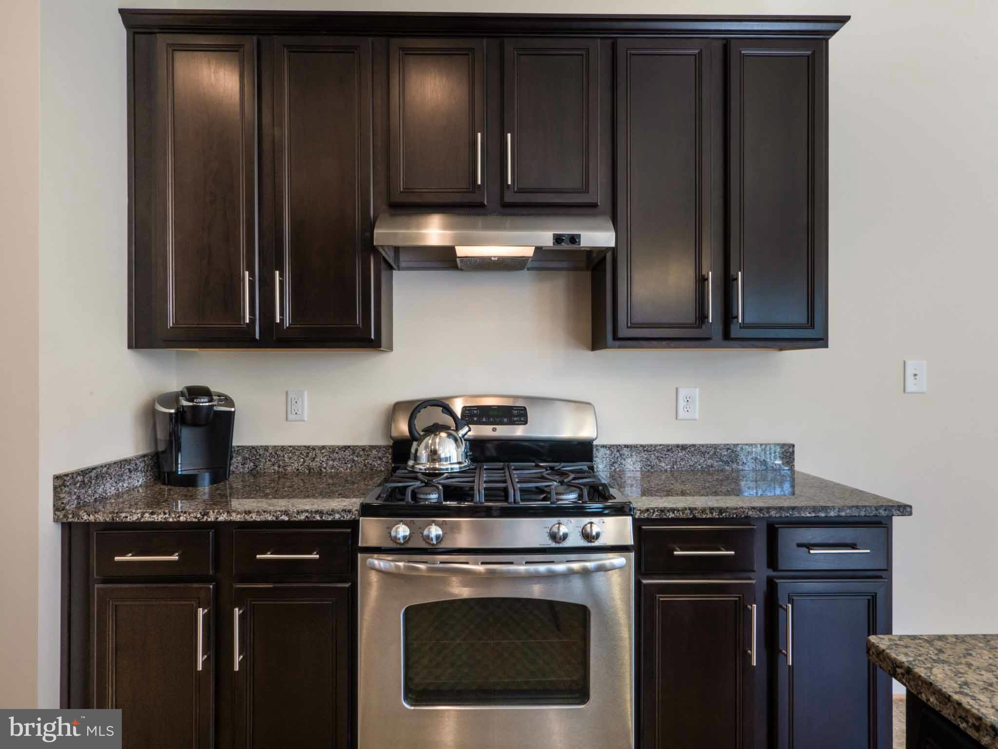 WOODS OF MYRTLE POINT - Residential Lease