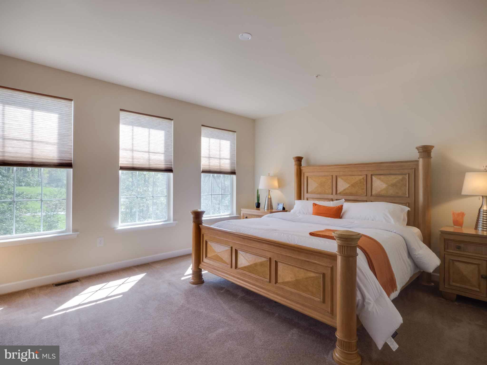 WOODS OF MYRTLE POINT - Residential Lease