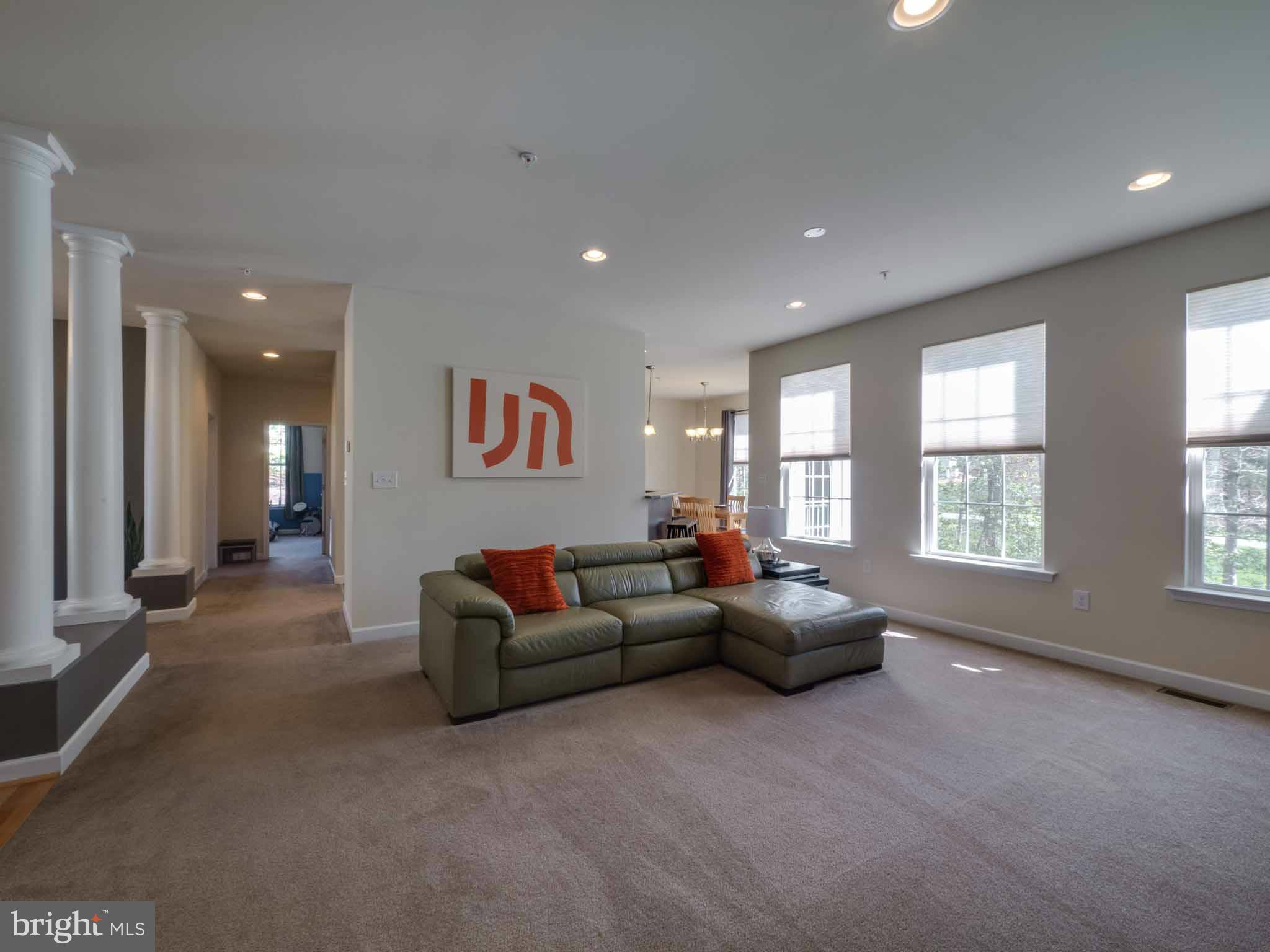 WOODS OF MYRTLE POINT - Residential Lease