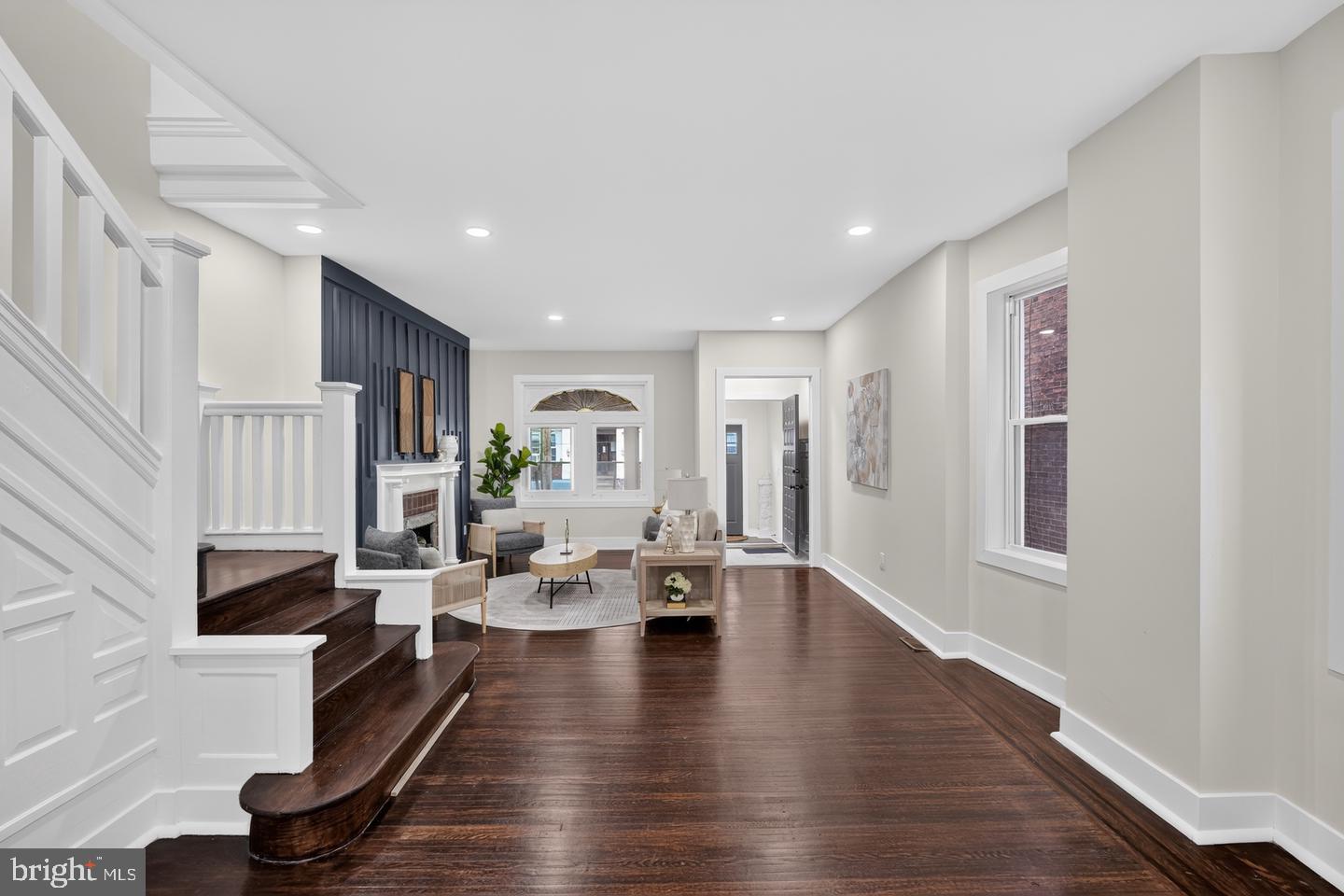 28 S 50TH STREET