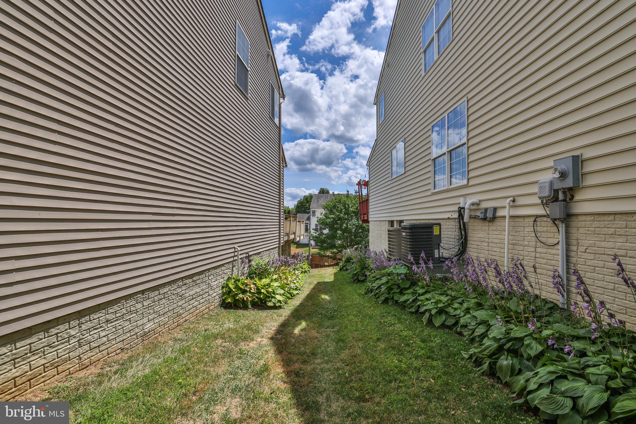 OLD DOMINION VALLEY - Residential