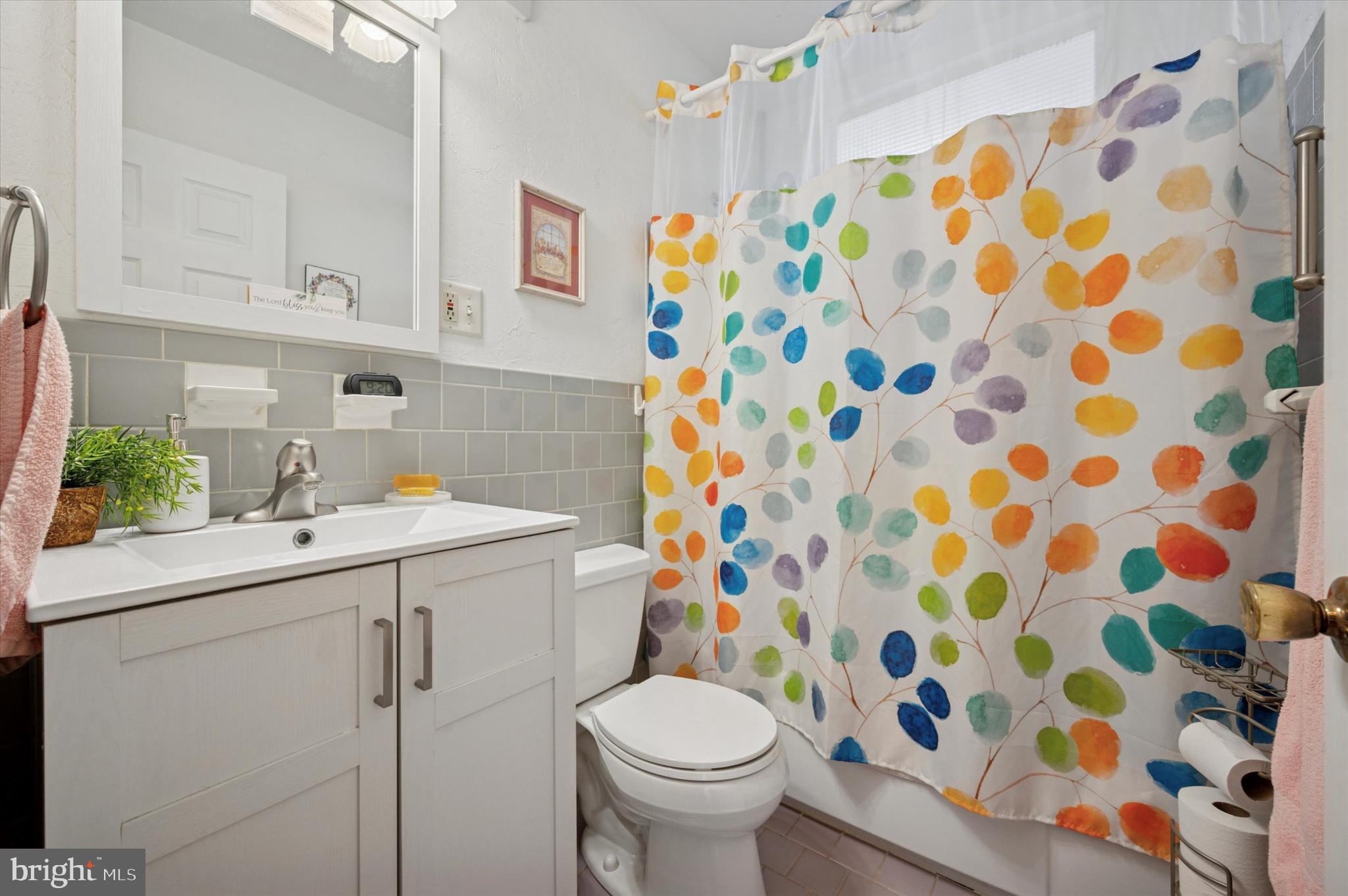 GREYSTONE MANOR - Residential