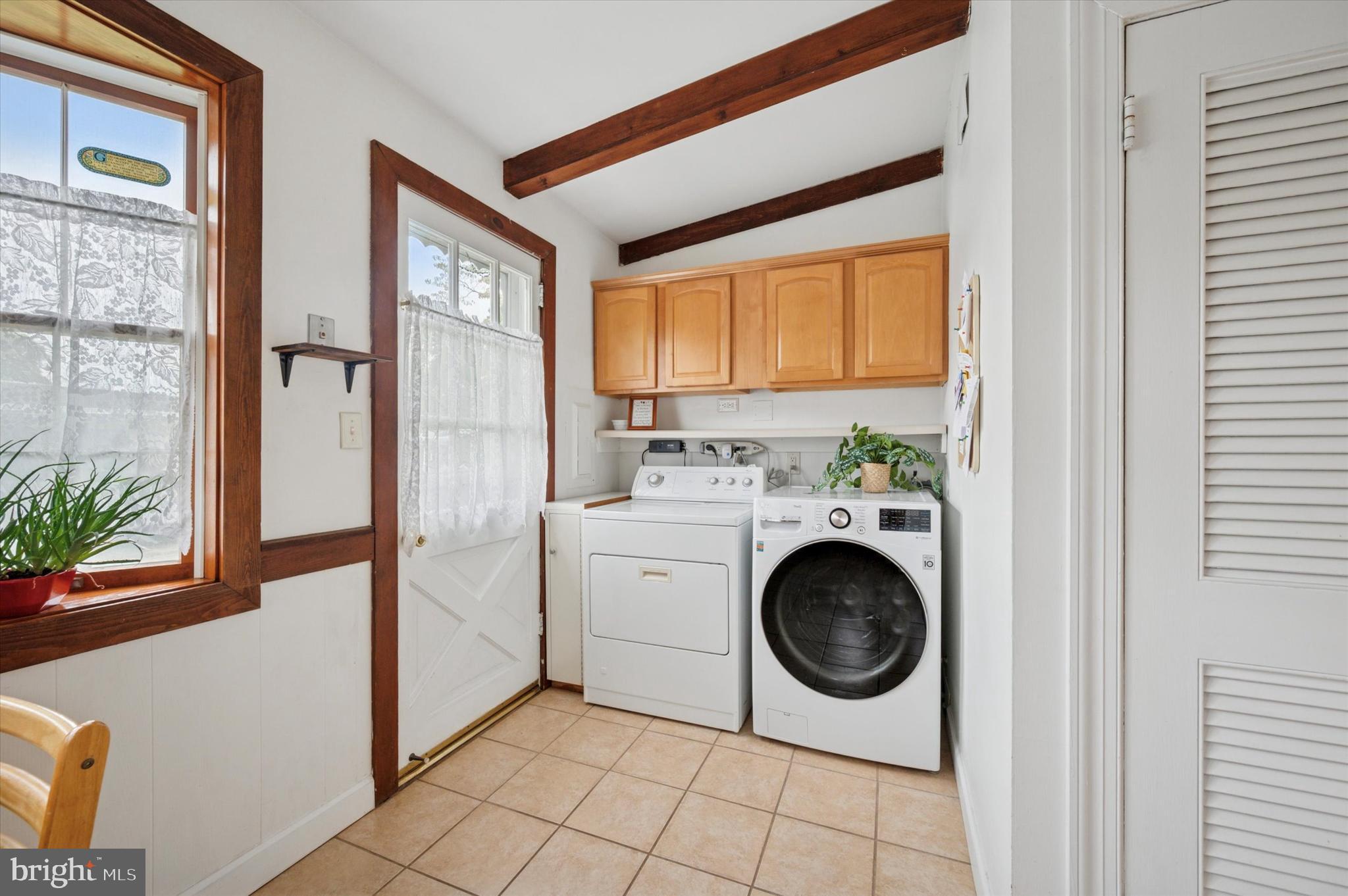 GREYSTONE MANOR - Residential