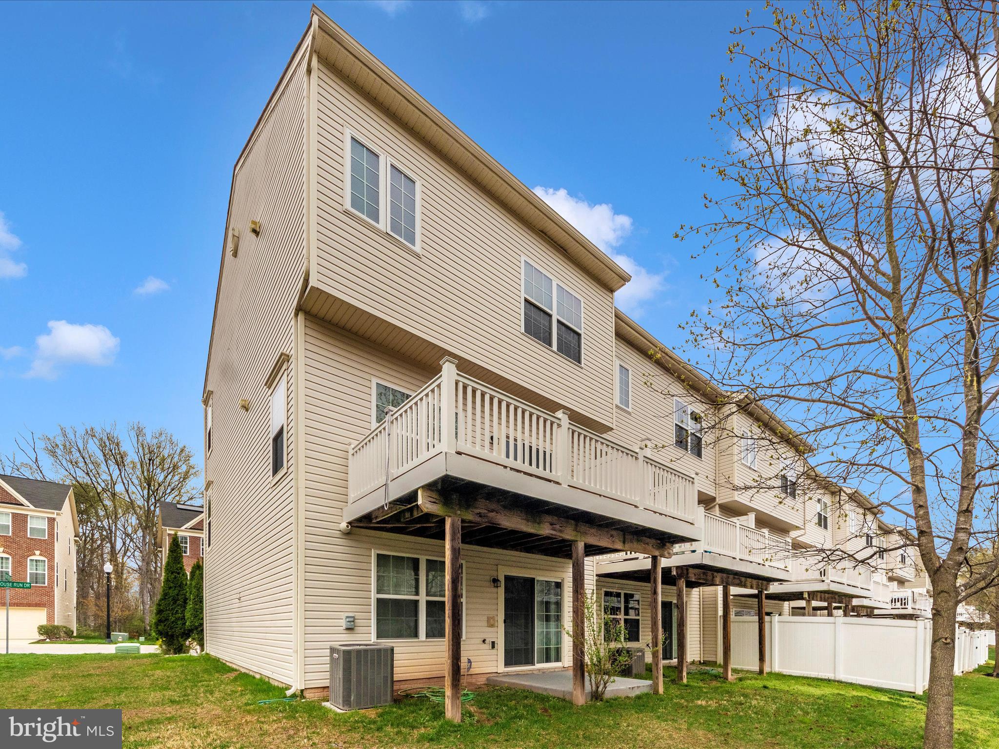 STONEHOUSE RUN - Residential