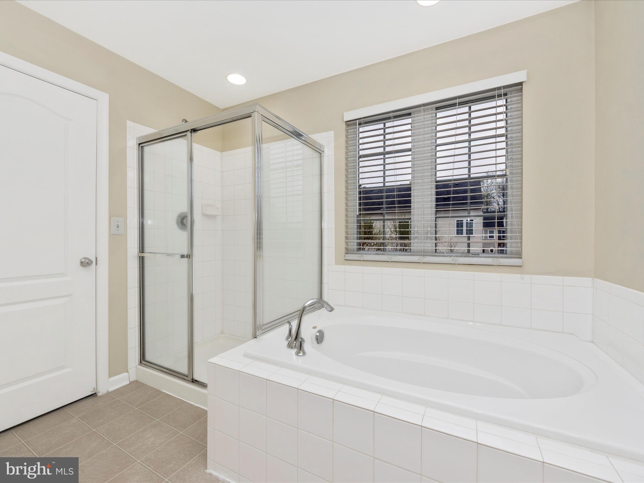 STONEHOUSE RUN - Residential