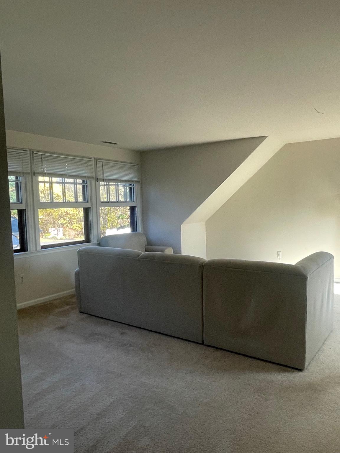 000 - Residential Lease