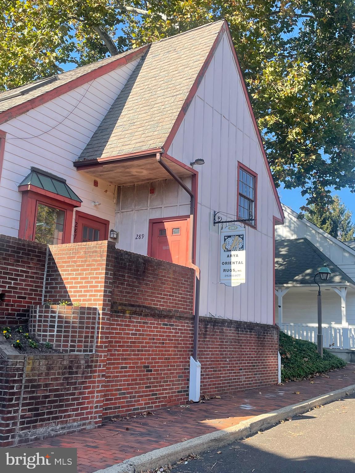 000 - Residential Lease