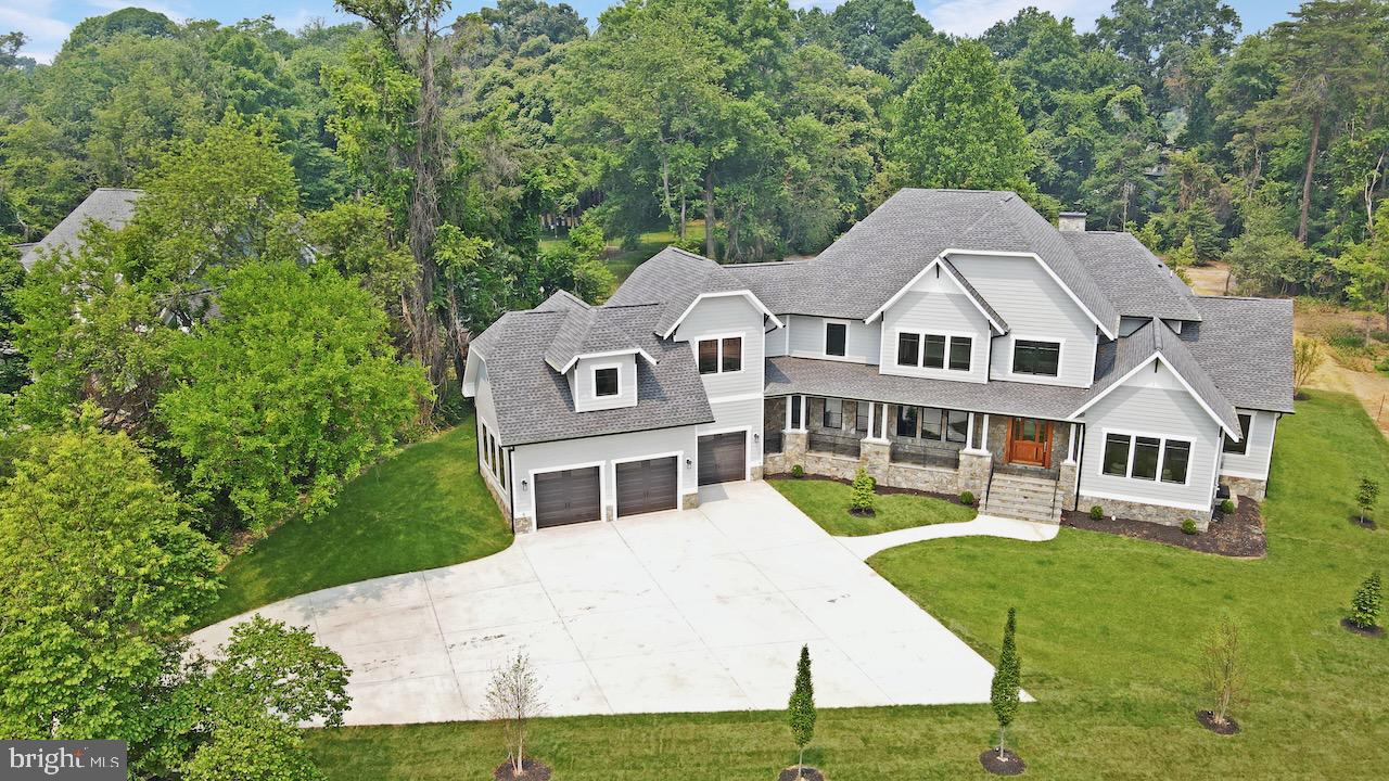 CENTREVILLE FARMS - Residential