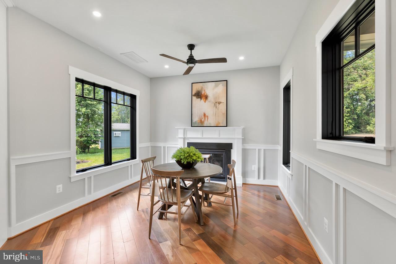 CENTREVILLE FARMS - Residential