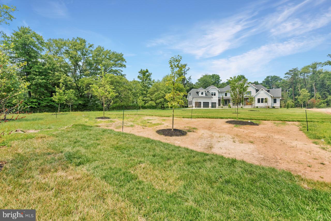 CENTREVILLE FARMS - Residential