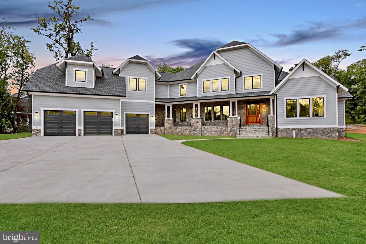 ****Exclusive opportunity to own a custom brand new Coronado home where impeccable workmanship meets you at every turn. This flawless beauty with over 9,000 sq/ft on 1.73 acres 6 bedrooms all with 6 en suite baths, main floor master, chefs kitchen and Elevator... Property line goes beyond the rear tree line. A Must See ! Close proximity to shopping, Costco, fantastic restaurants, and all major thoroughfares, 29, 28, 66