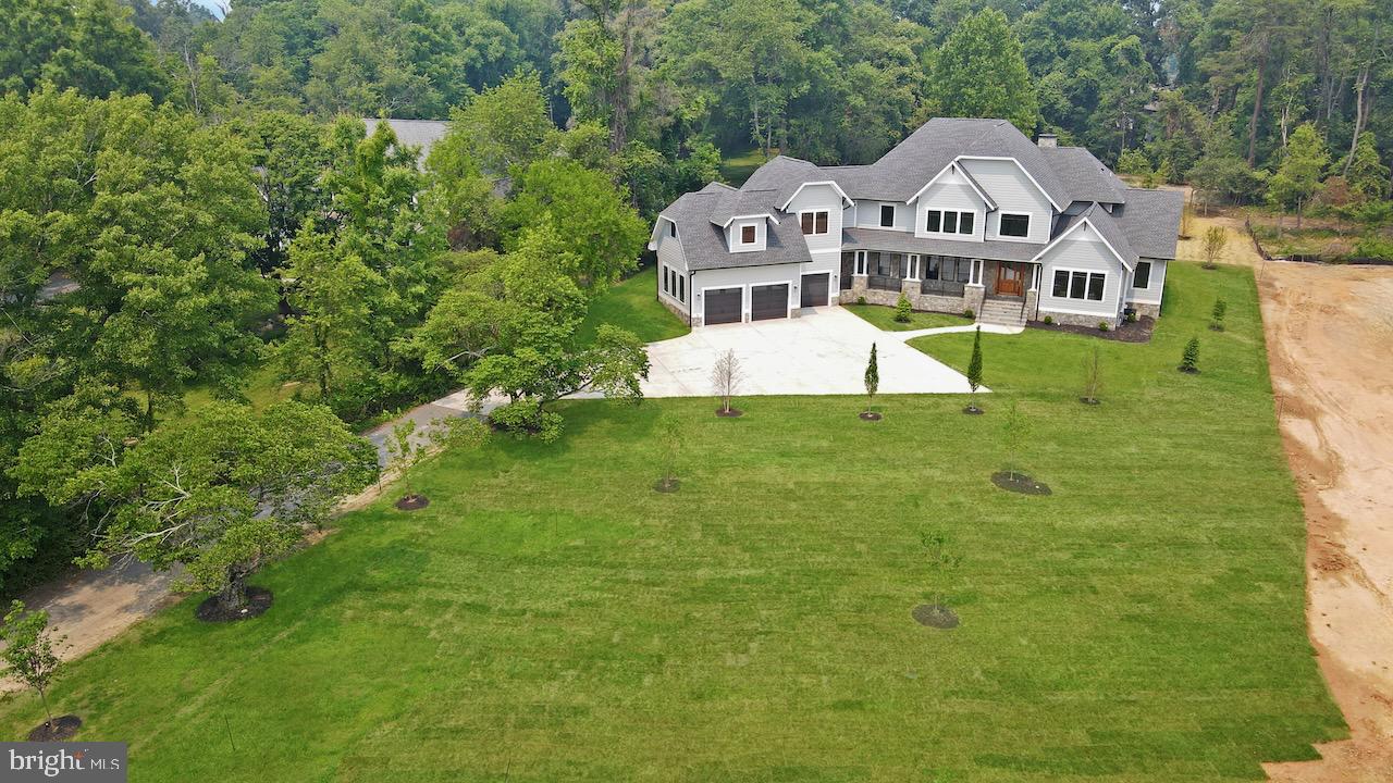 CENTREVILLE FARMS - Residential