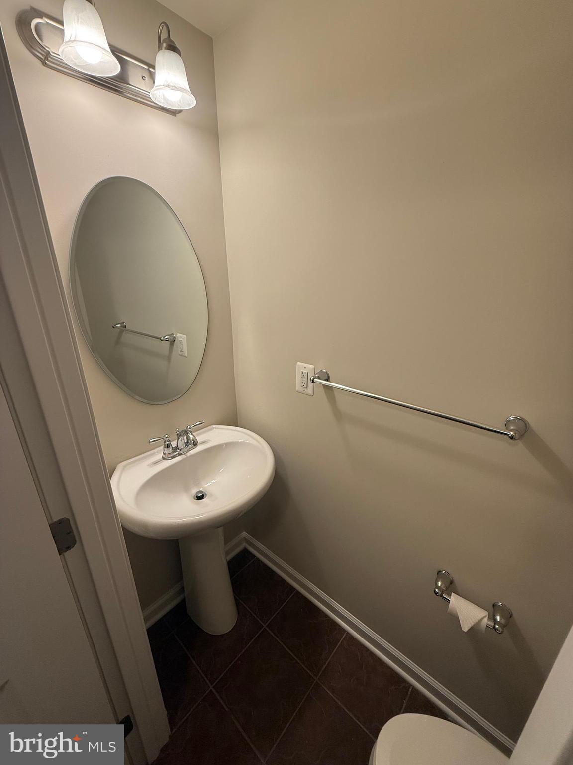 HICKORY VILLAGE - Residential Lease