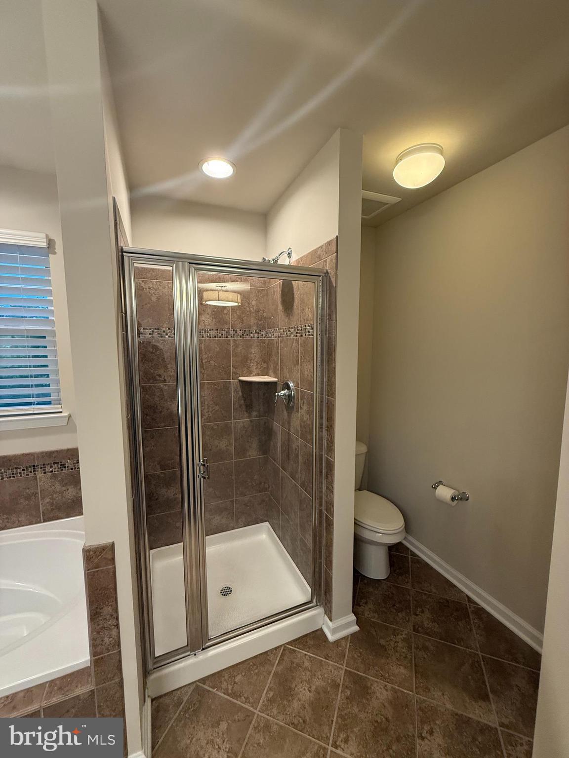 HICKORY VILLAGE - Residential Lease
