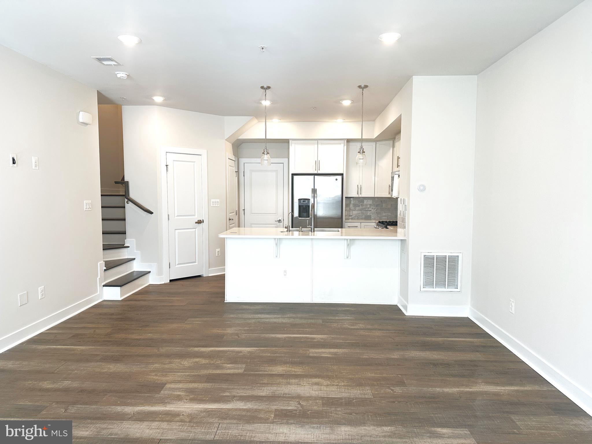 WATERVIEW AT WOODLAND PARK - Residential Lease