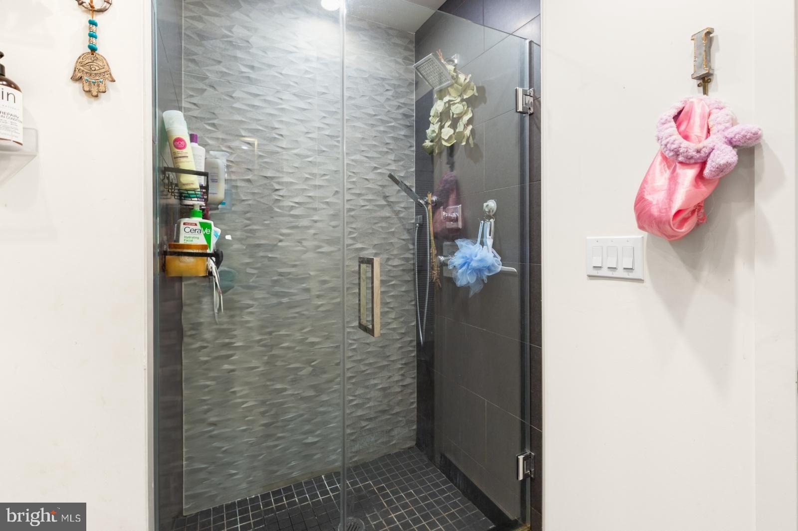 BELLA VISTA - Residential Lease