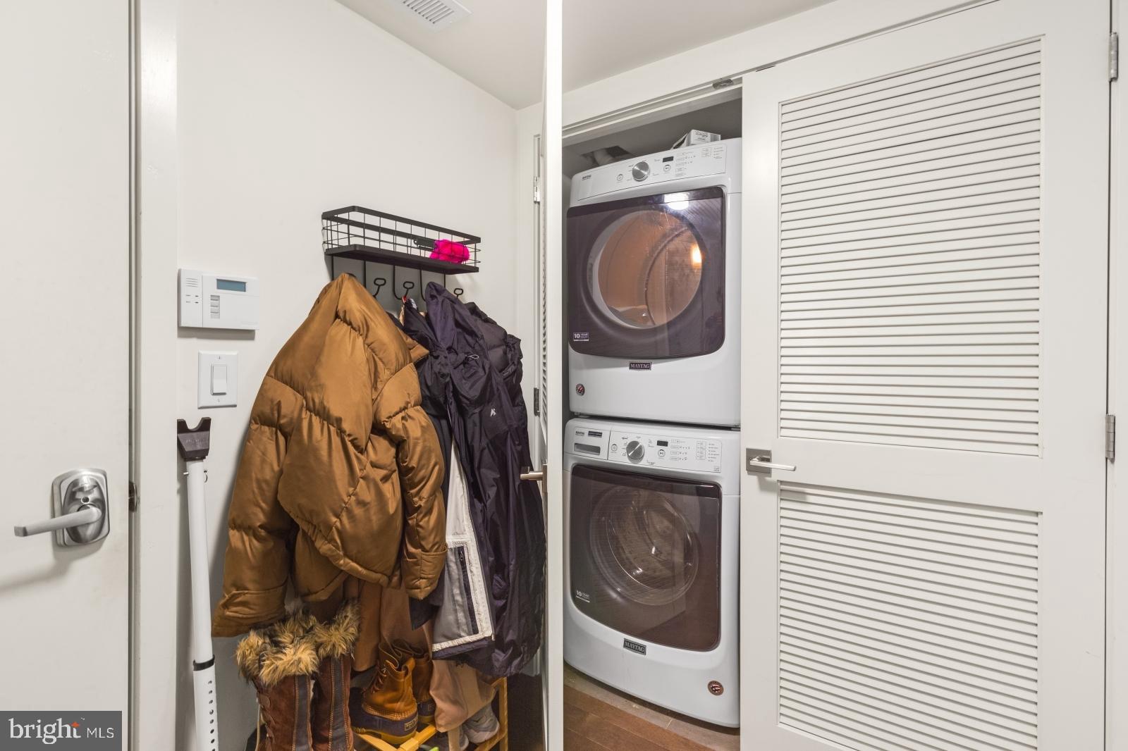 BELLA VISTA - Residential Lease