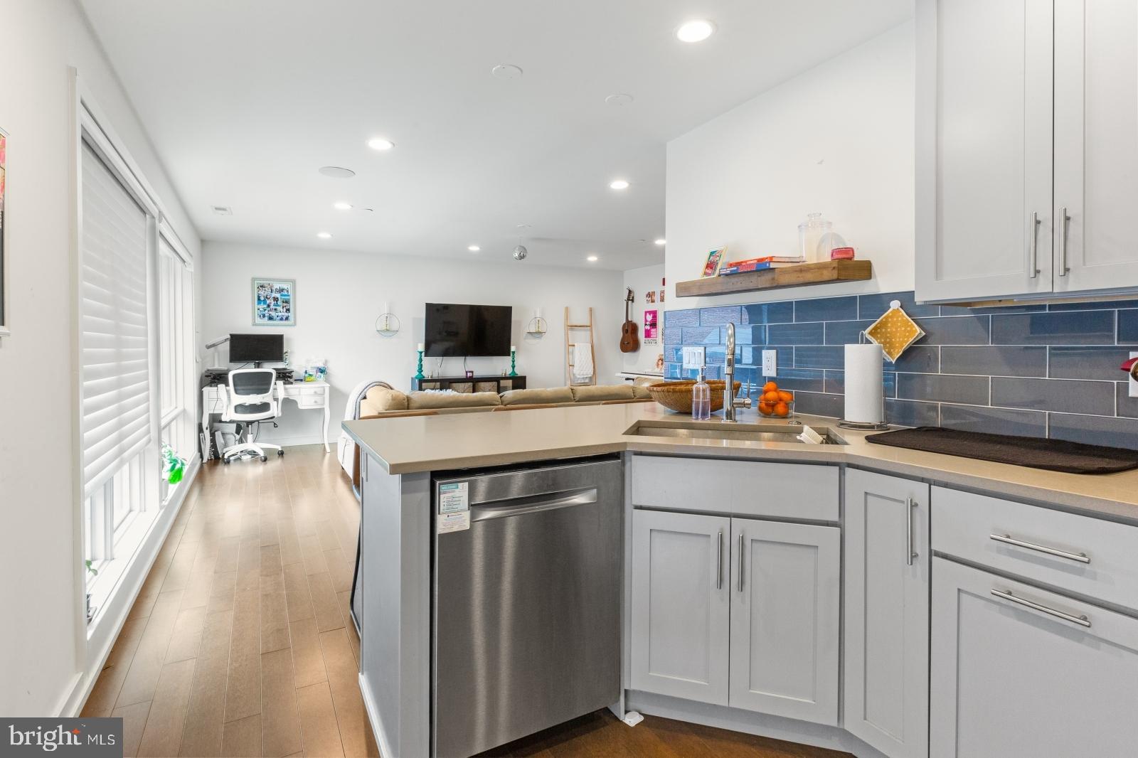 BELLA VISTA - Residential Lease