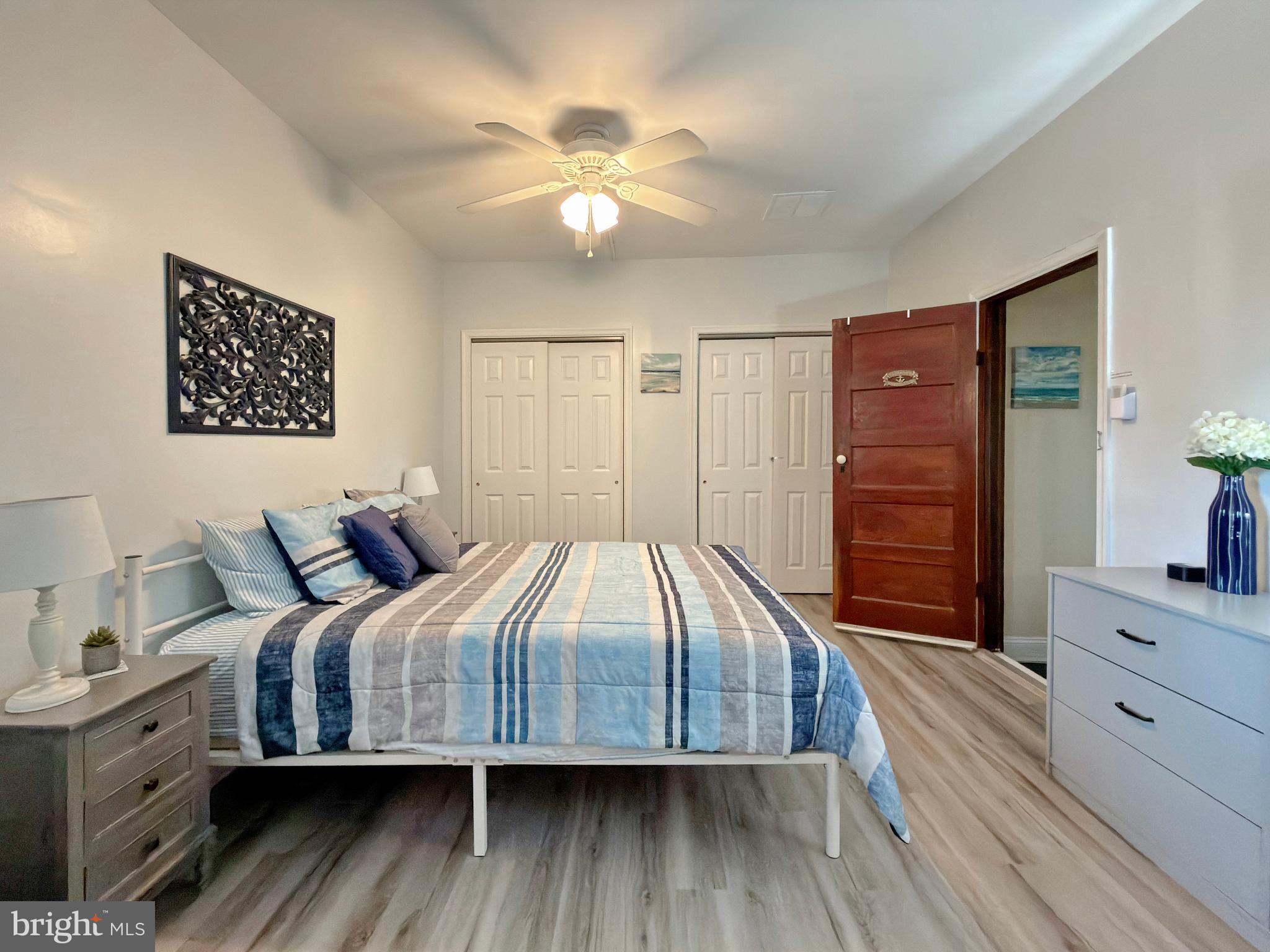 COBB ISLAND - Residential