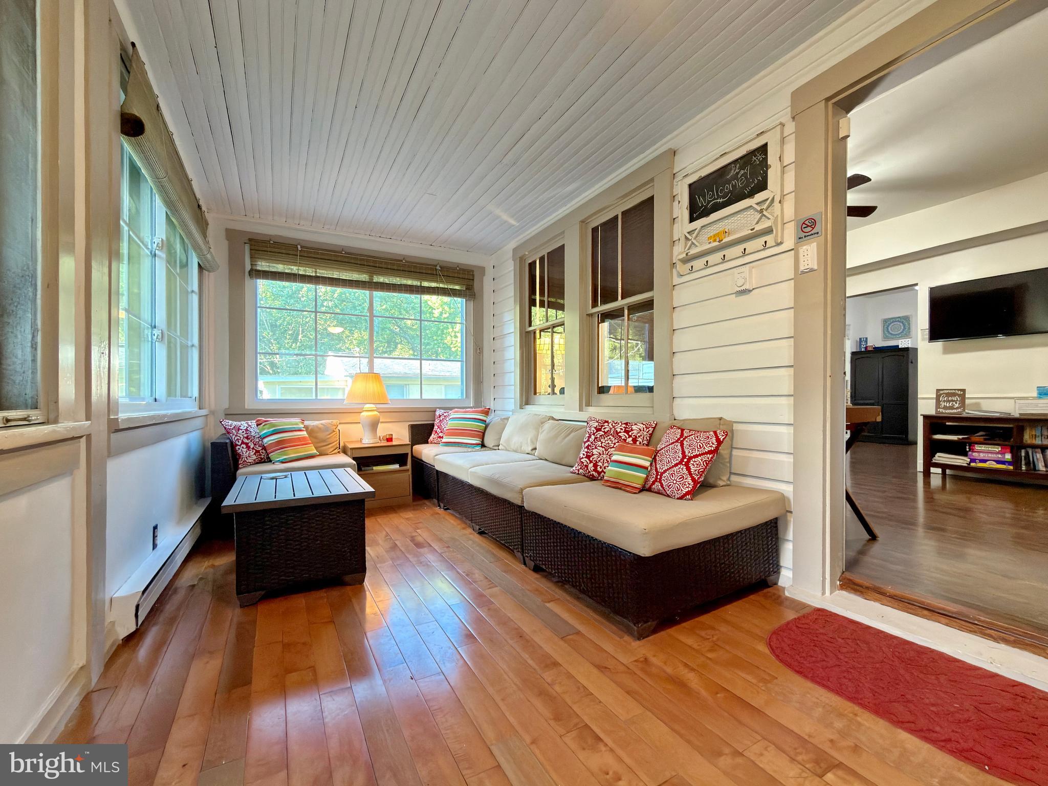 COBB ISLAND - Residential