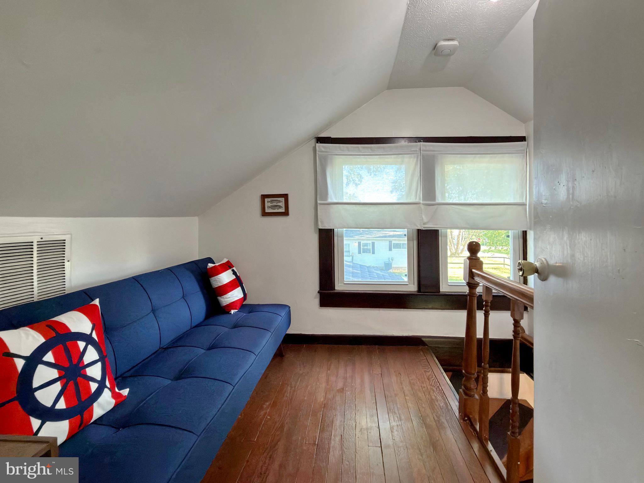 COBB ISLAND - Residential