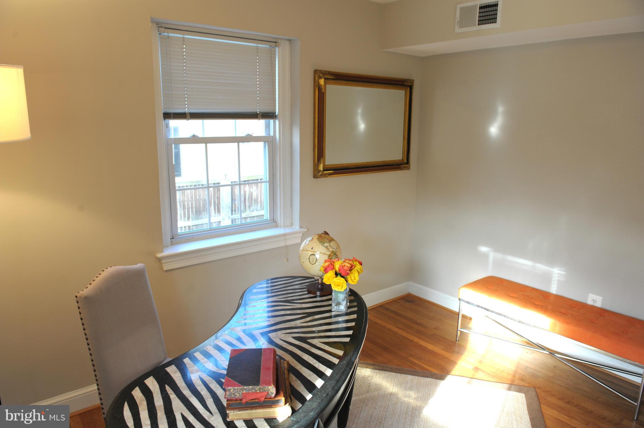 ROSEMONT - Residential