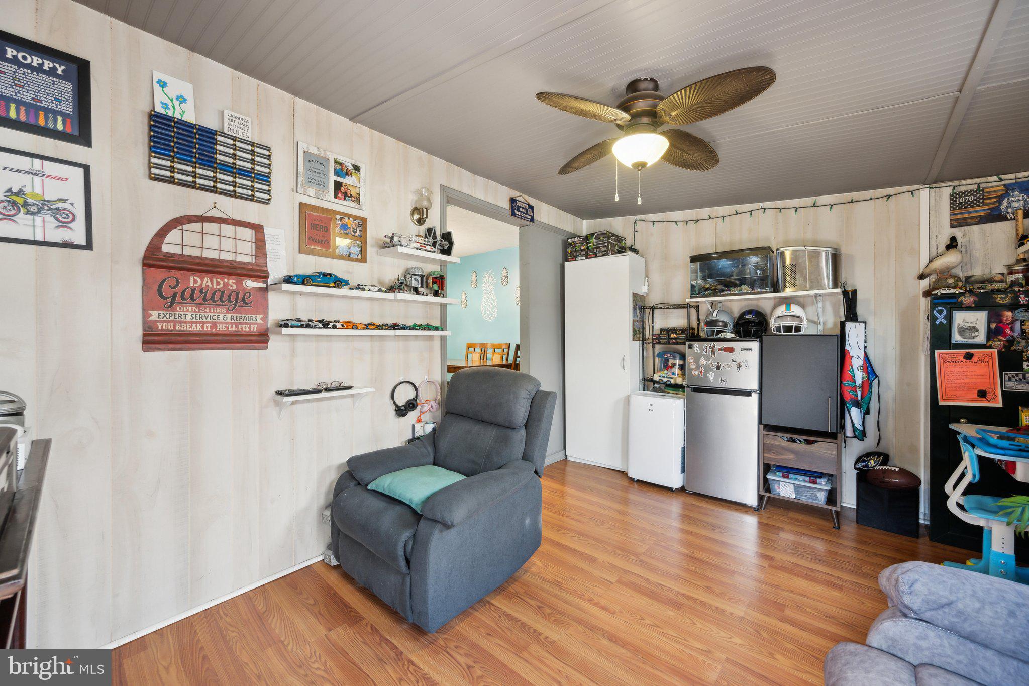 REVELL DOWNS - Residential