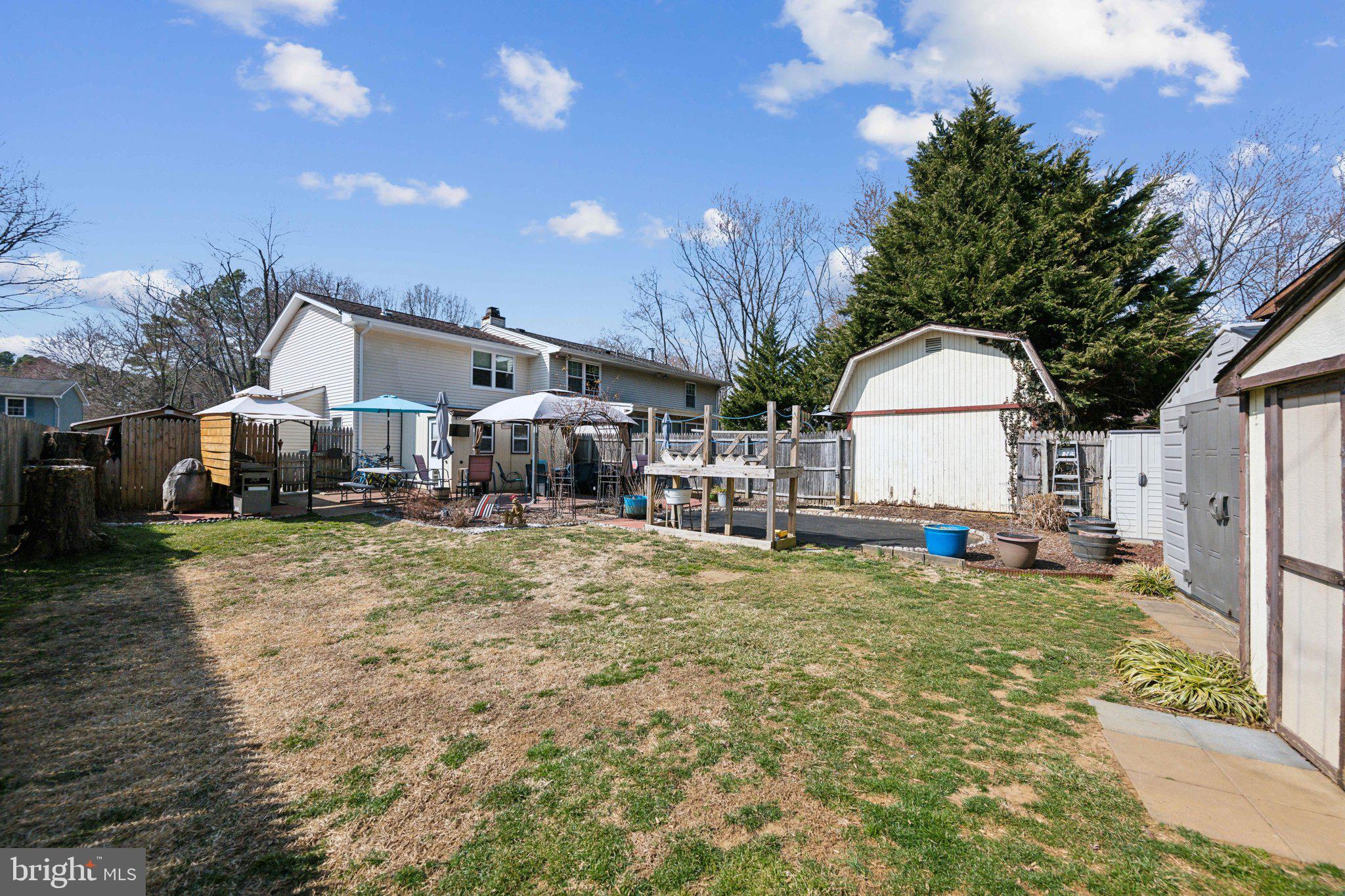 REVELL DOWNS - Residential