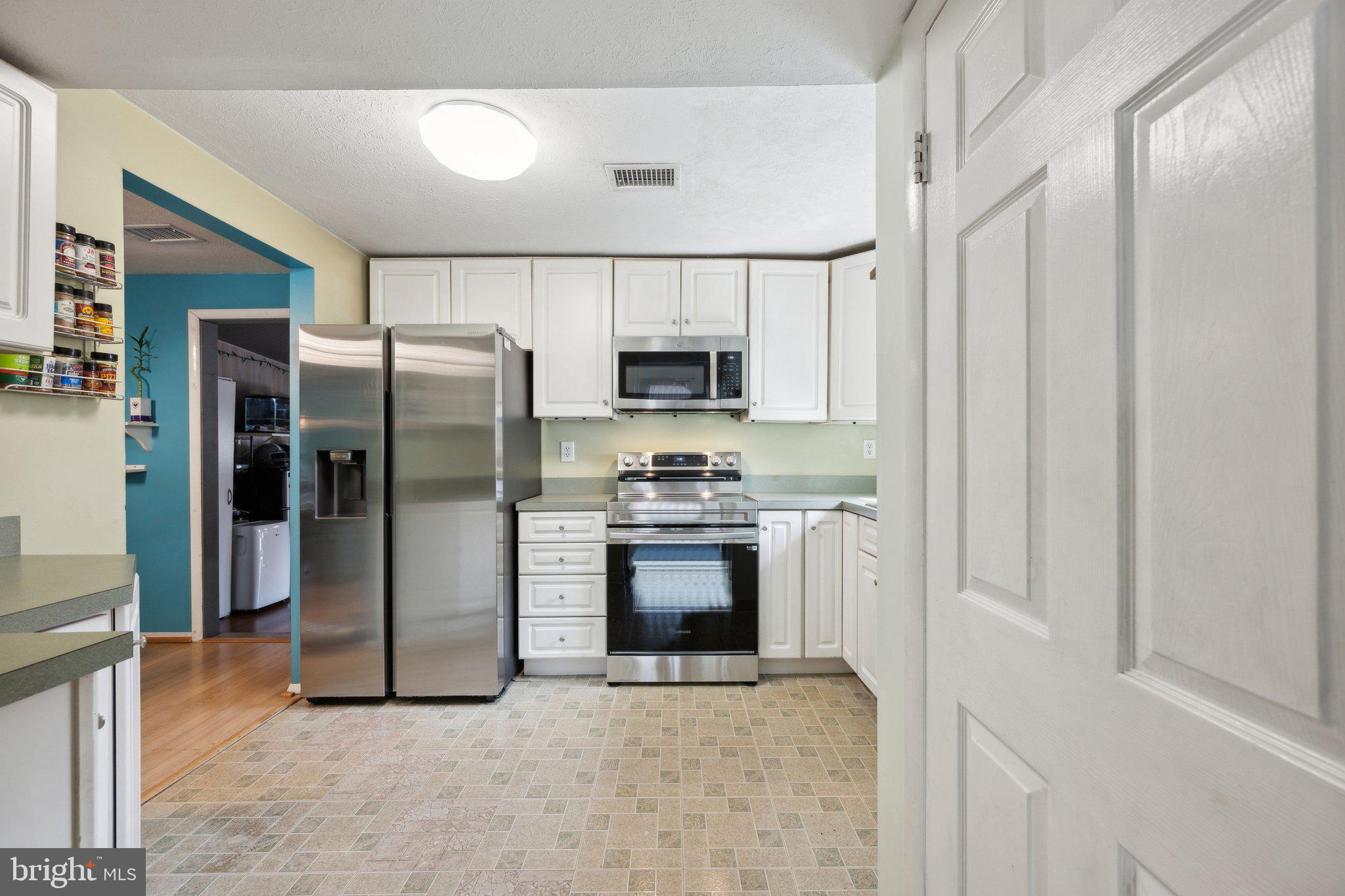 REVELL DOWNS - Residential