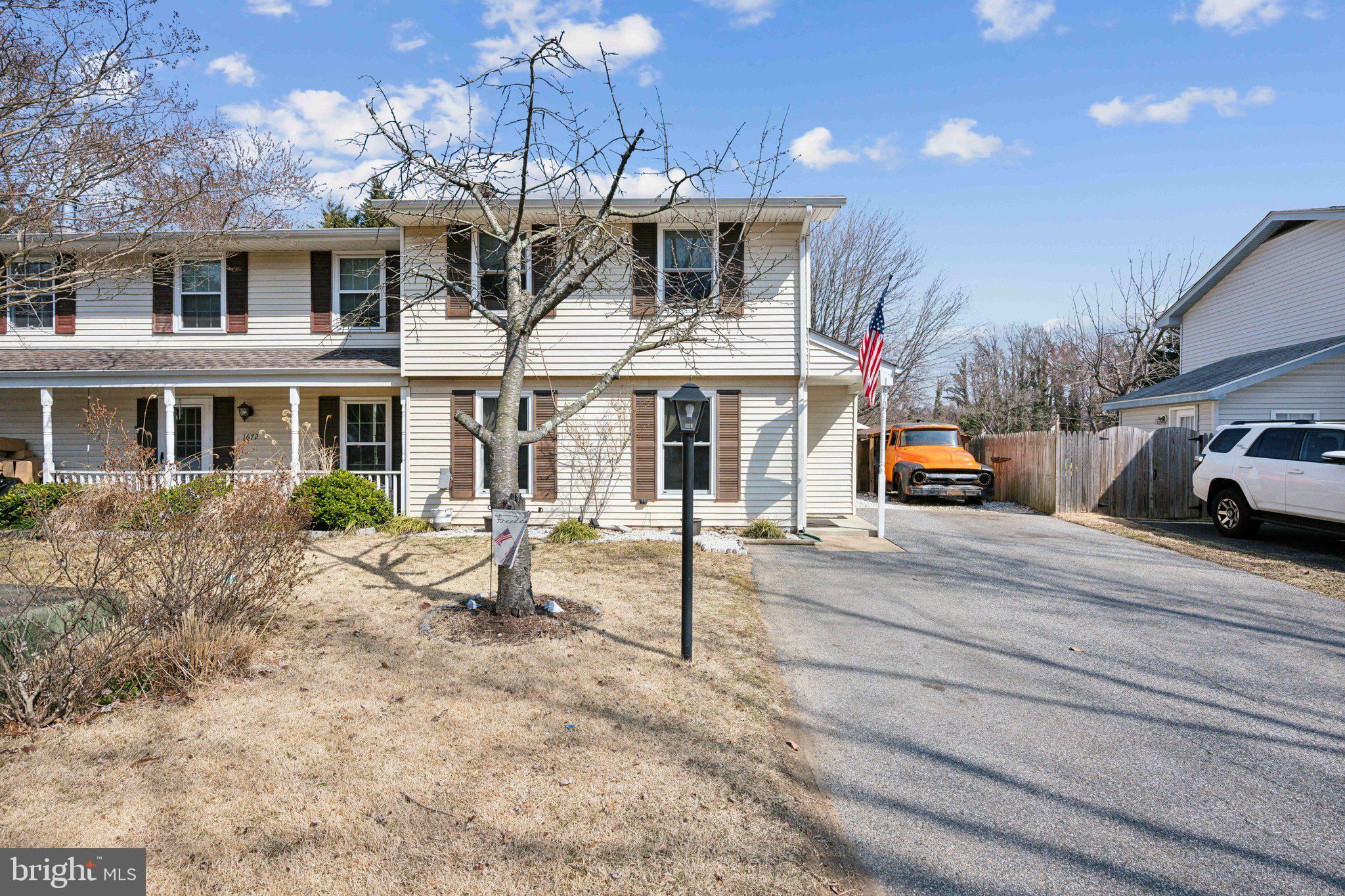 REVELL DOWNS - Residential