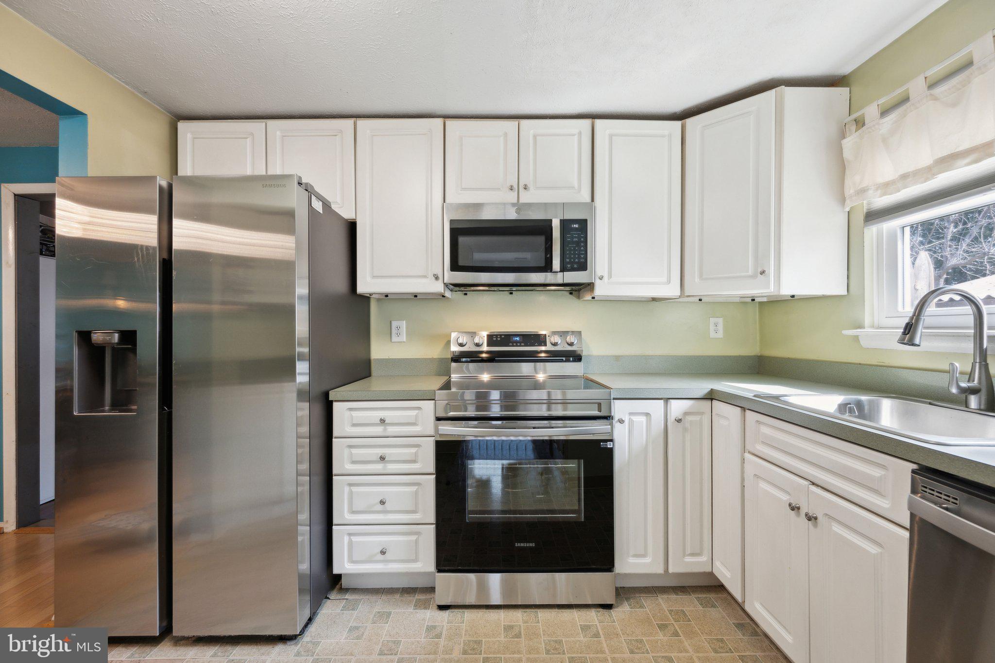 REVELL DOWNS - Residential