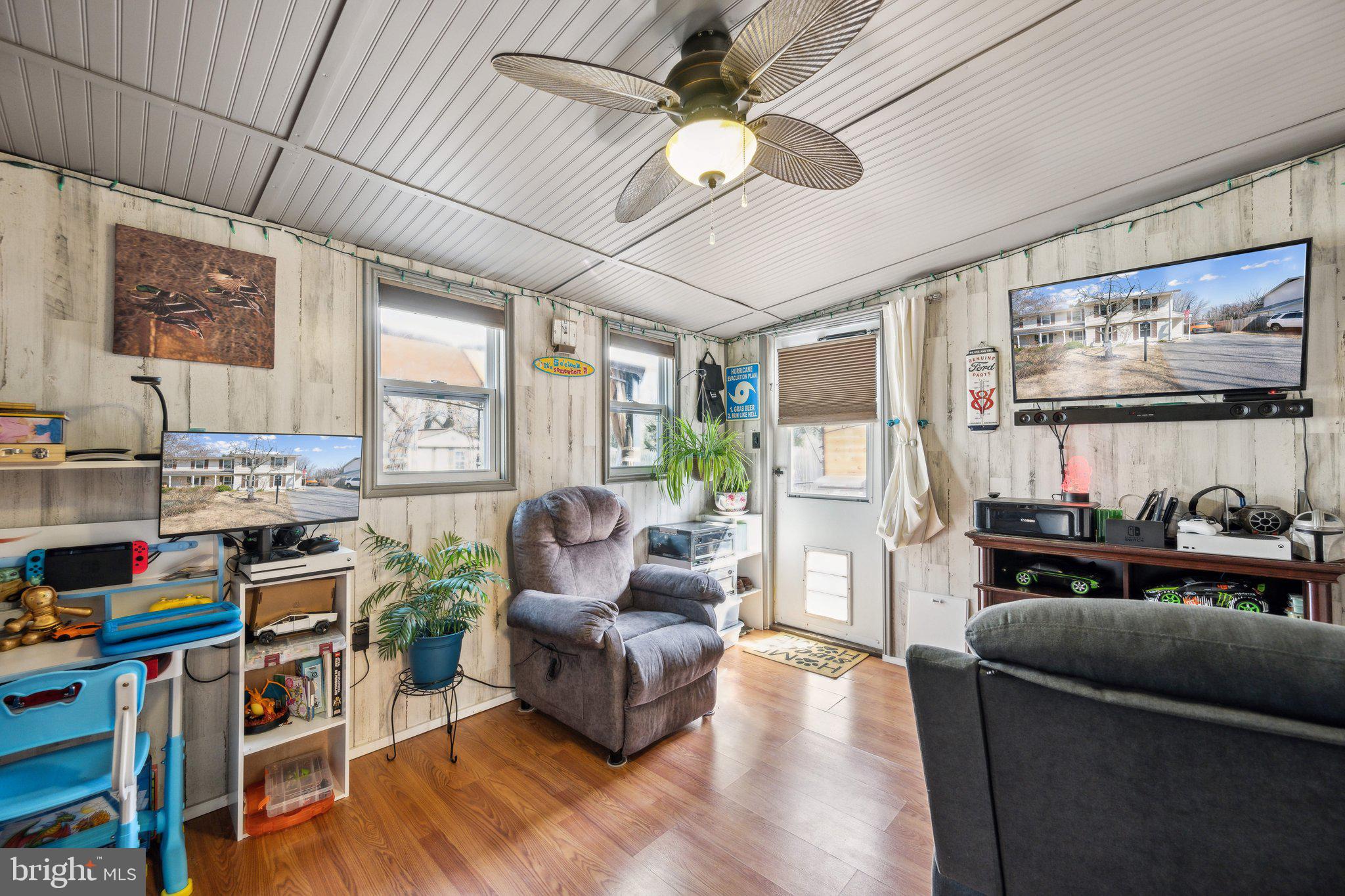 REVELL DOWNS - Residential