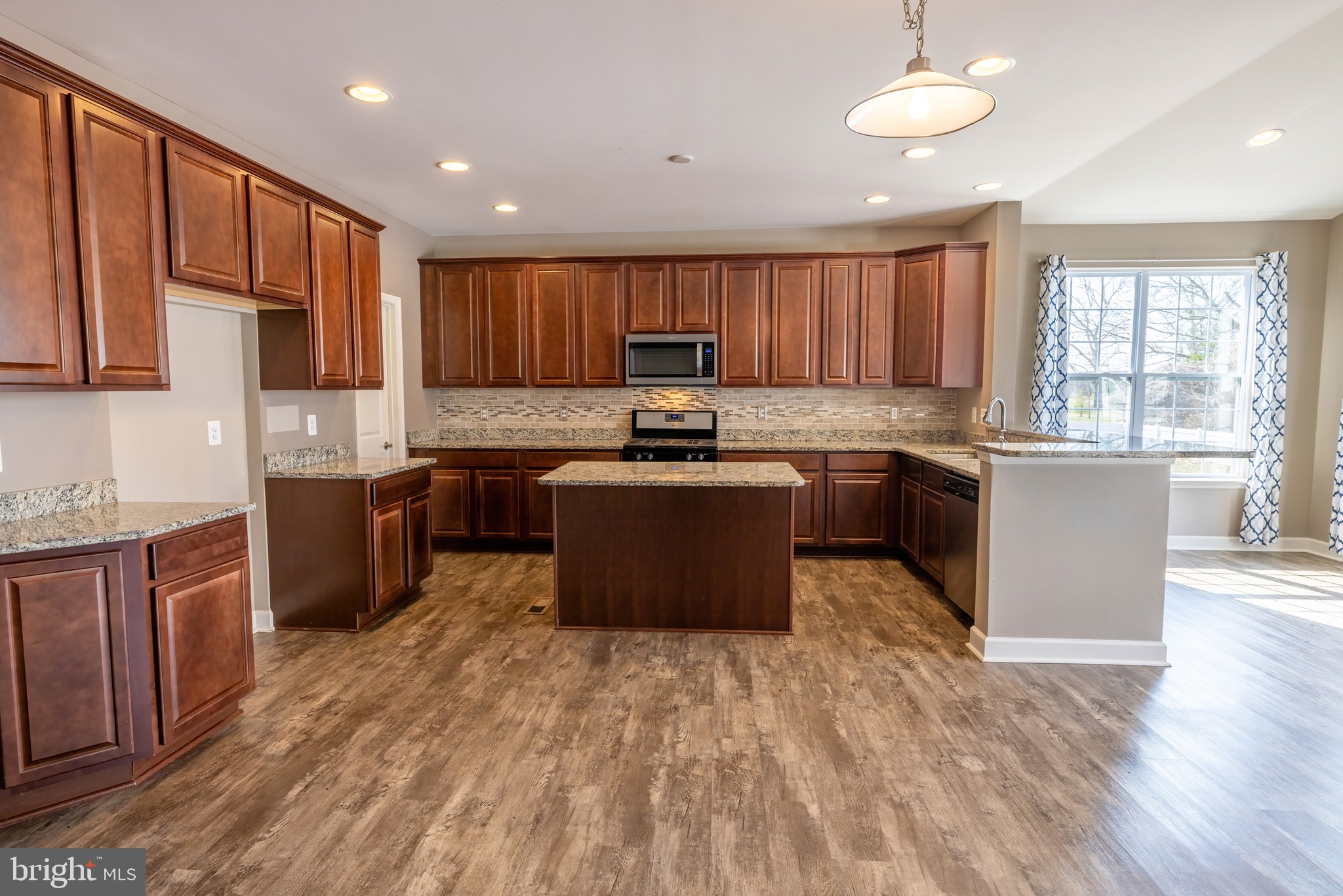 CHESTNUT RIDGE - Residential