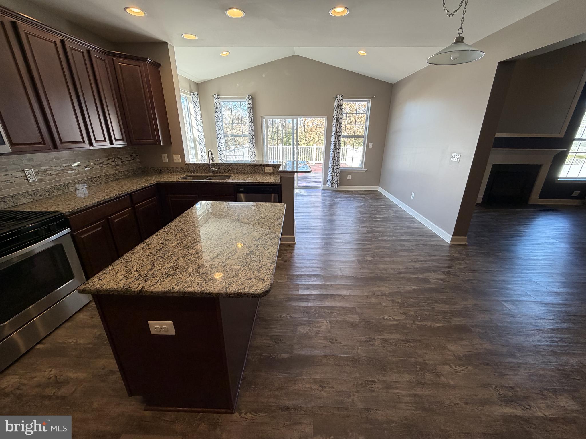 CHESTNUT RIDGE - Residential