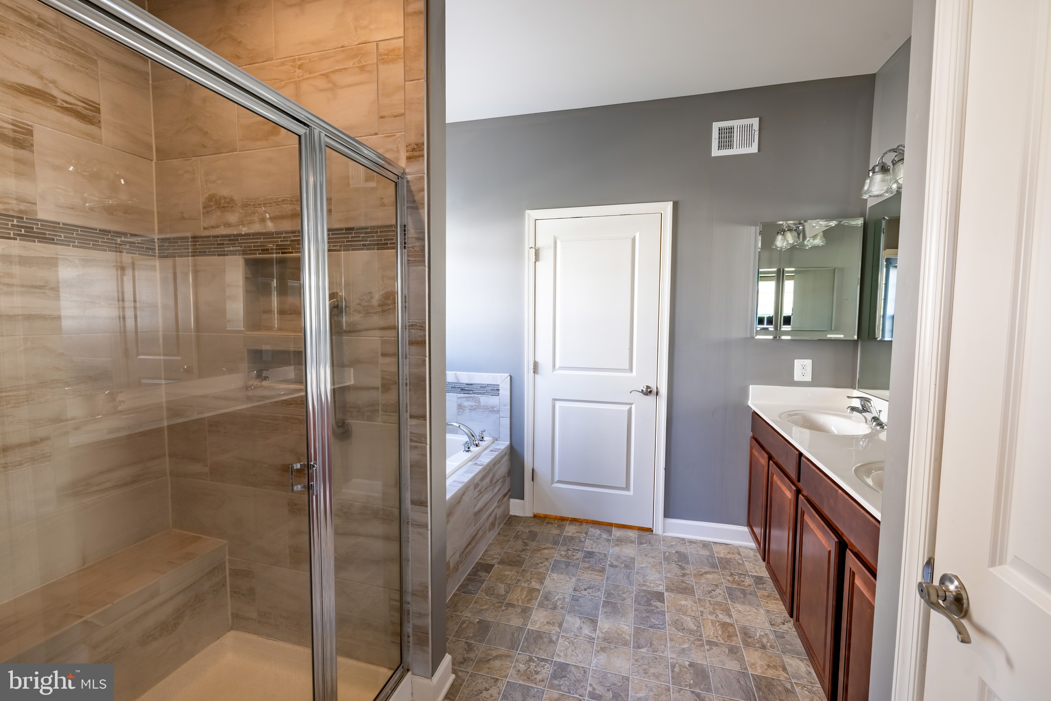 CHESTNUT RIDGE - Residential