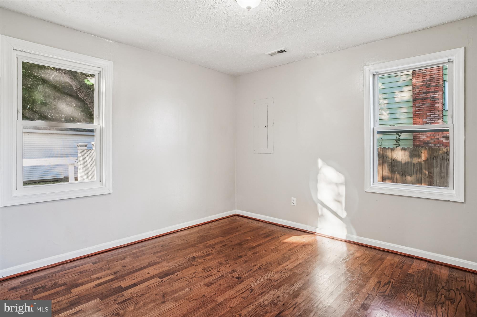 HARBOR VIEW - Residential